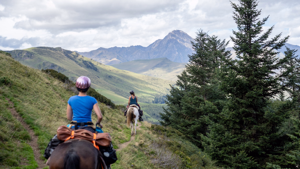 Voyage à cheval - Trois jours en randonnée à cheval dans les Pyrénées