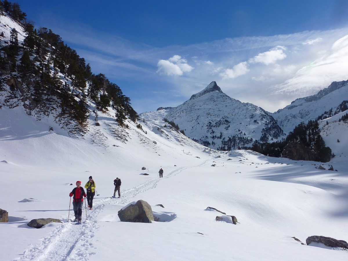 Exploration en raquettes au pied de l'Aneto