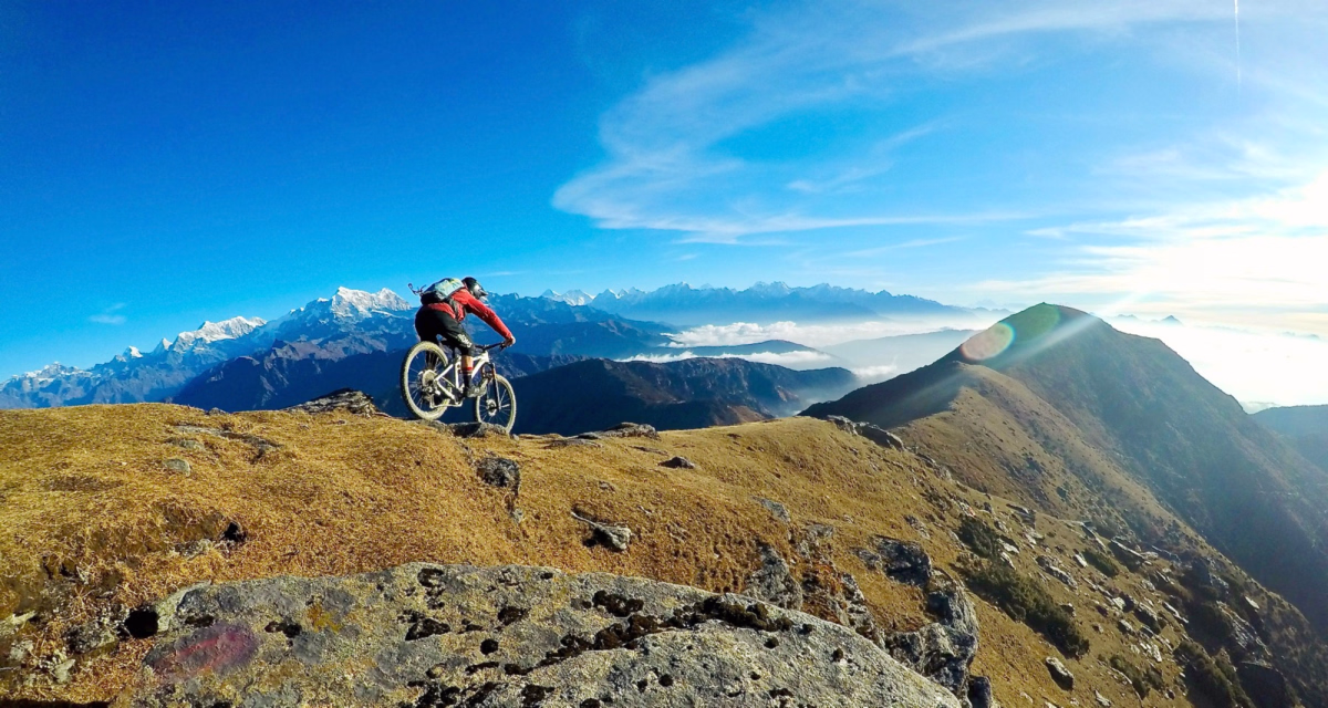 Voyage à vélo - Aventure VTT au Népal : Solukhumbu, la porte d\'entrée de l\'Everest