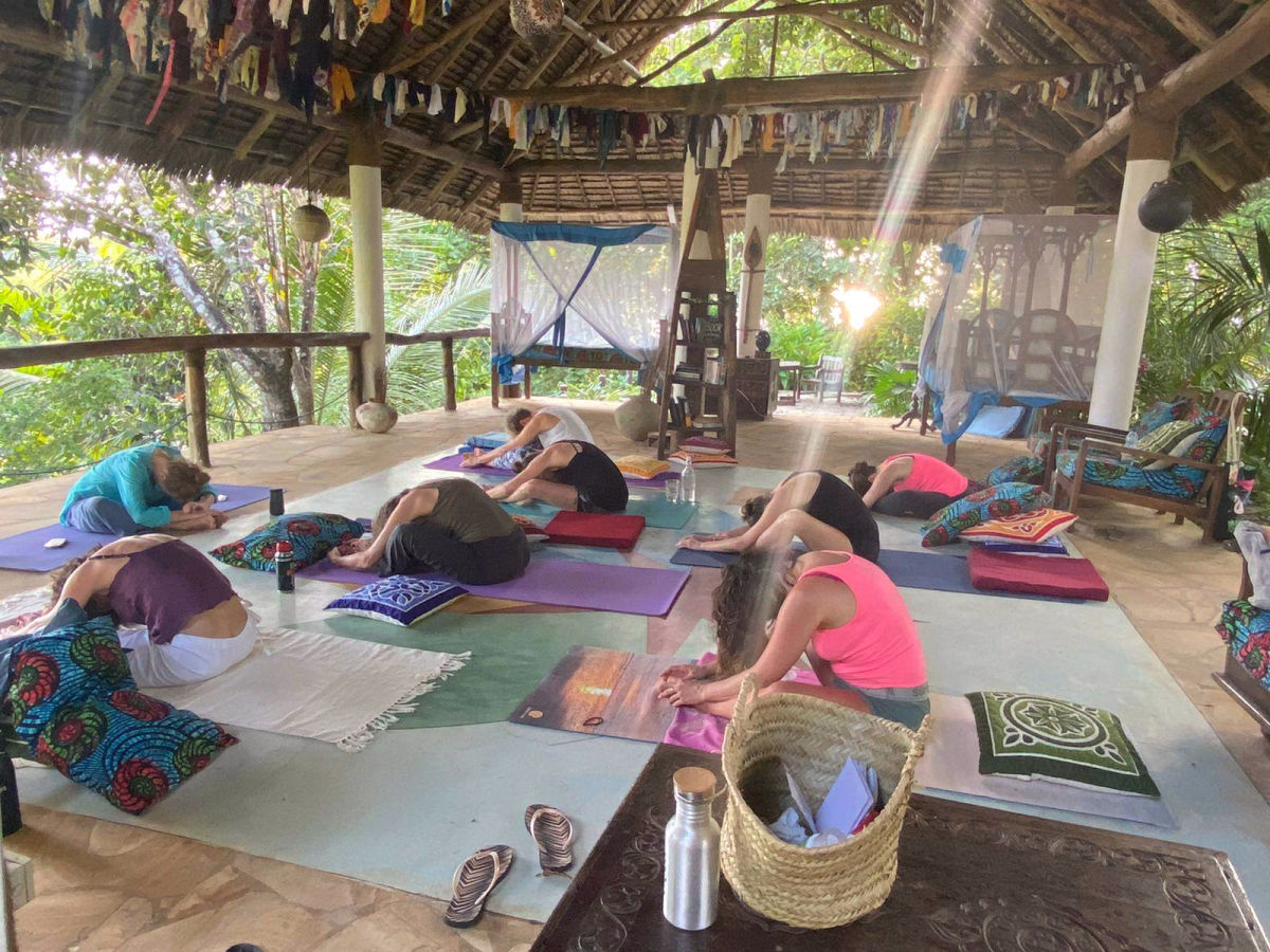 Retraite Yoga à Zanzibar : bien-être et évasion au bord de l'océan