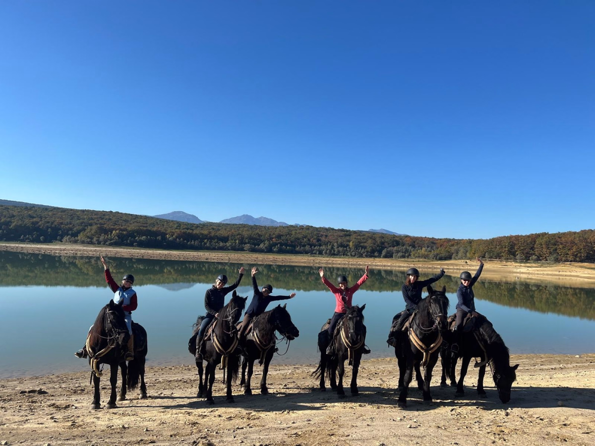 Voyage à cheval - Belles demeures en Pyrénées cathares à cheval