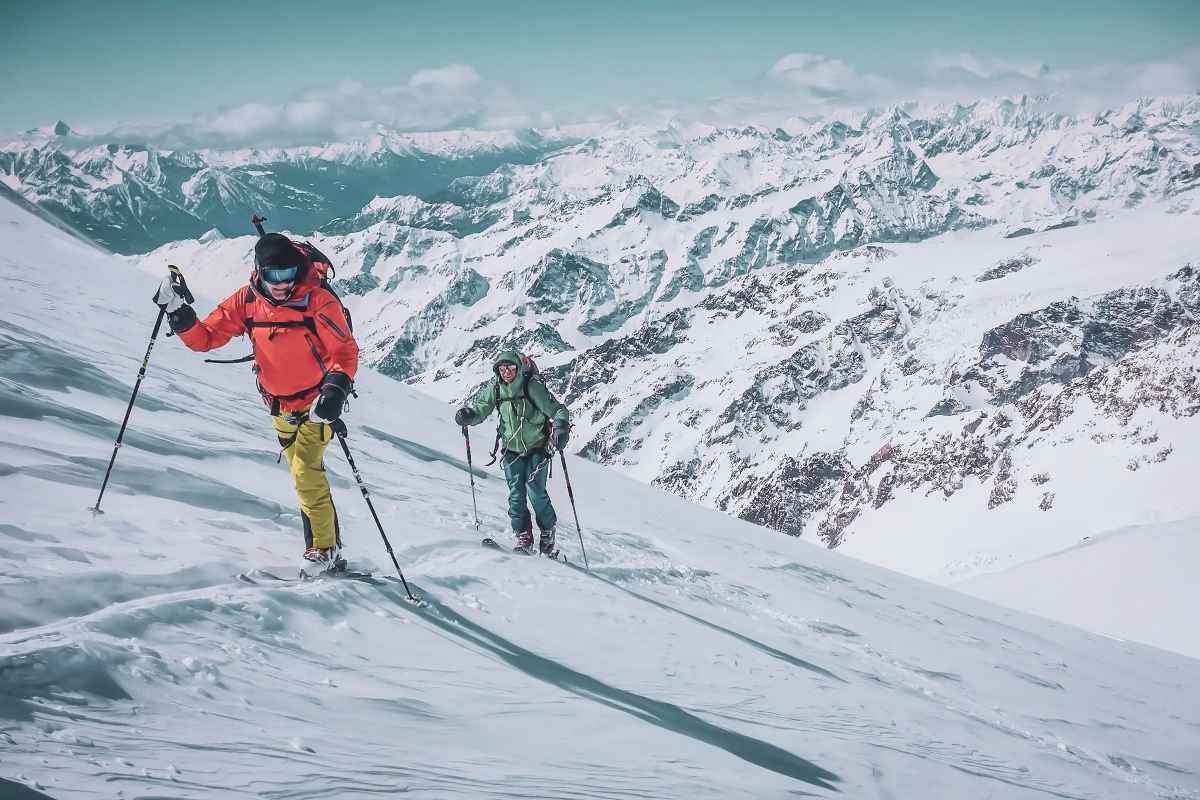 Traversée glaciaire et sommets à ski au coeur du Mont Rose