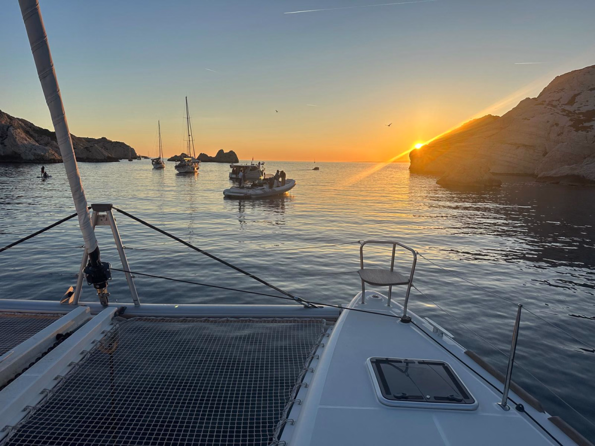 Week-end voile habitable à Marseille dans les Calanques