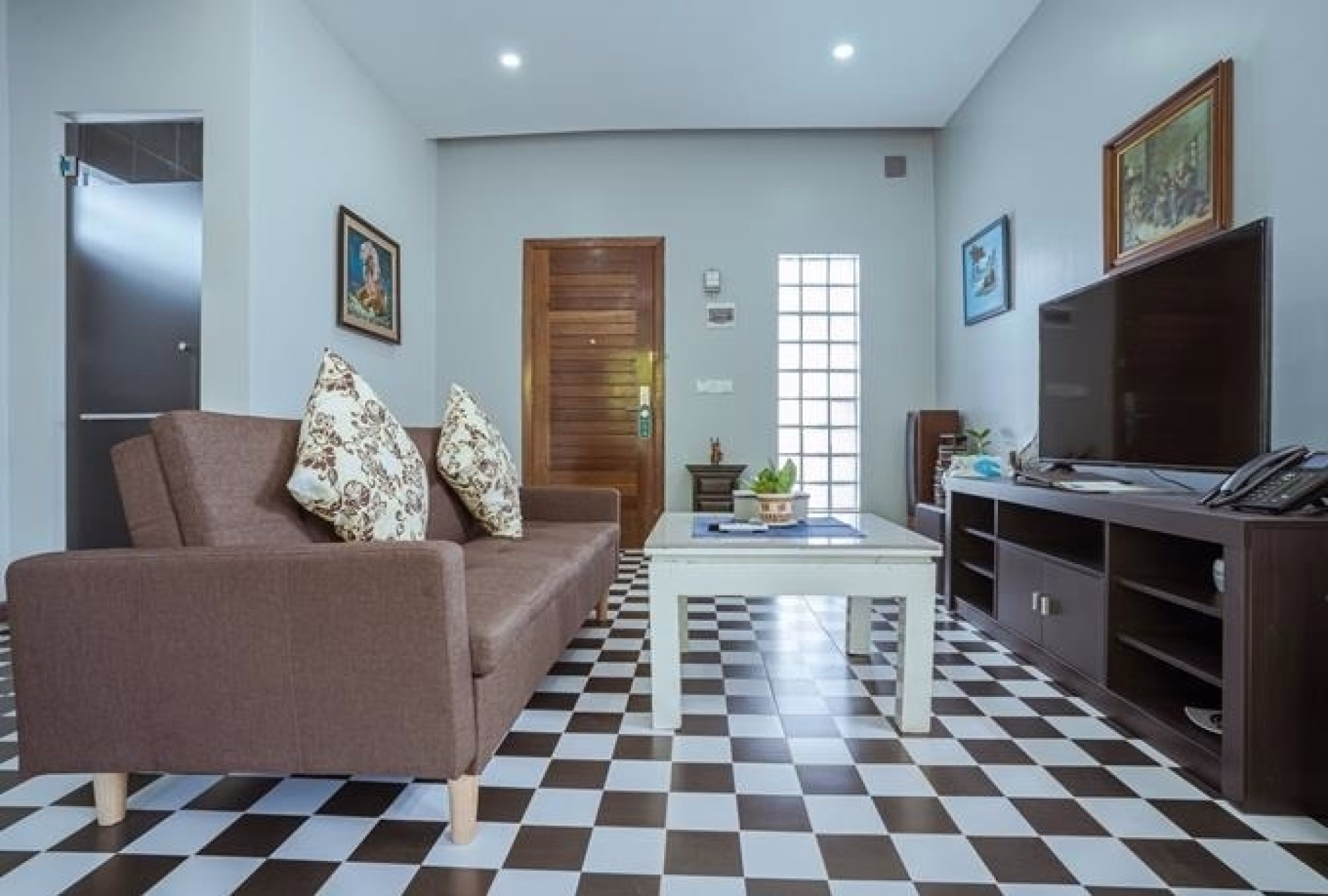 🏨 Hôtel 3* - Jours 1 à 5
