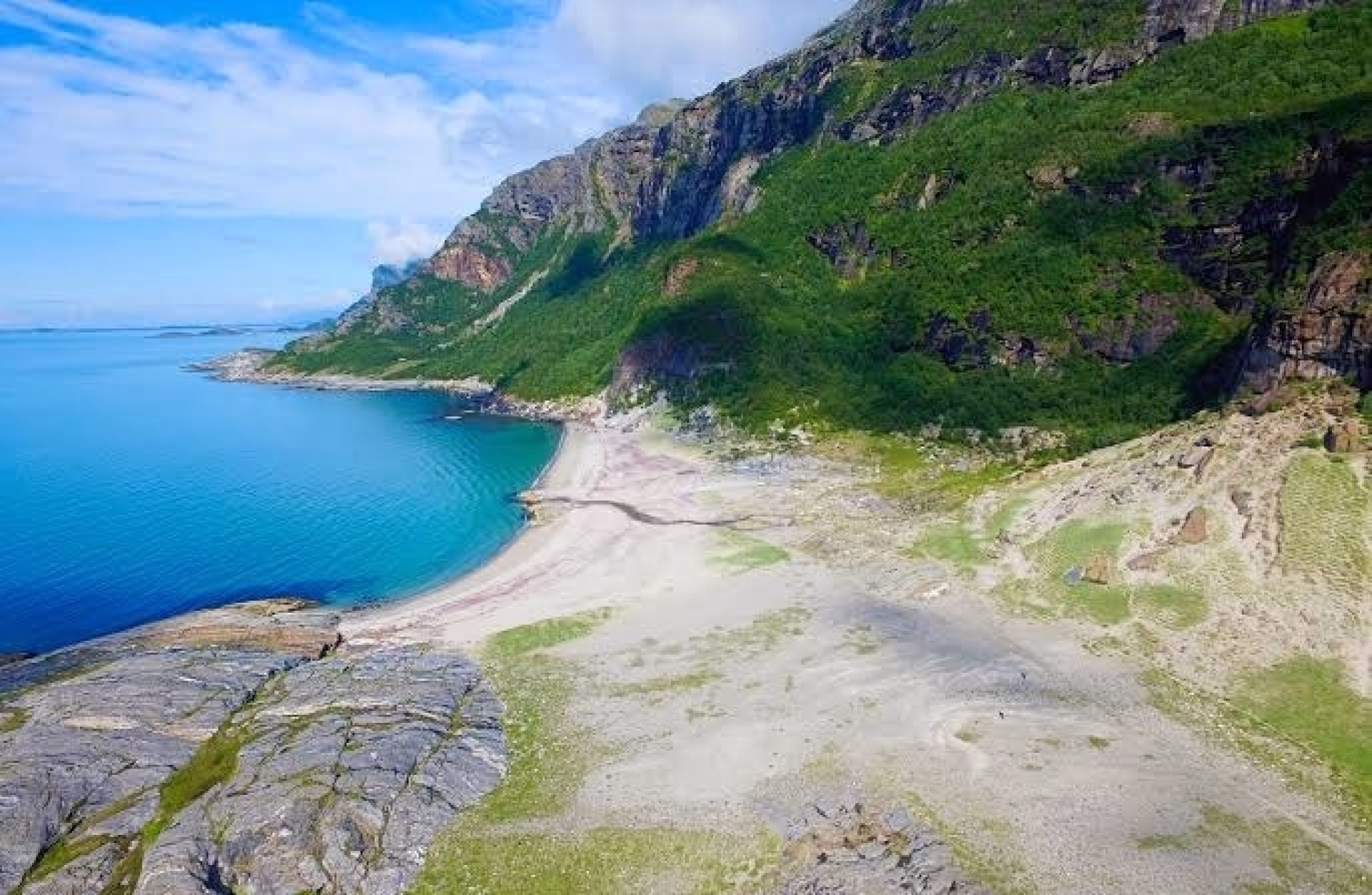 Randonnée, kayak et aventure : l'escapade arctique estivale