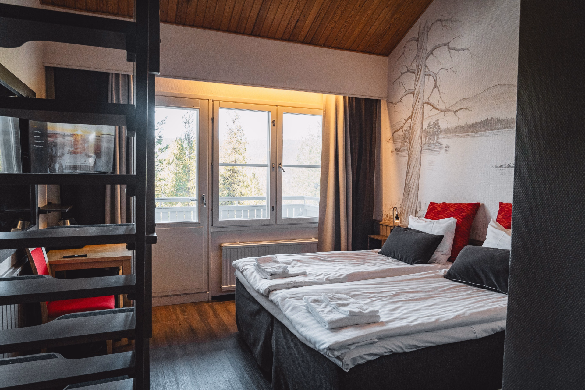 🏨 Hôtel 3* - Jours 1 à 7