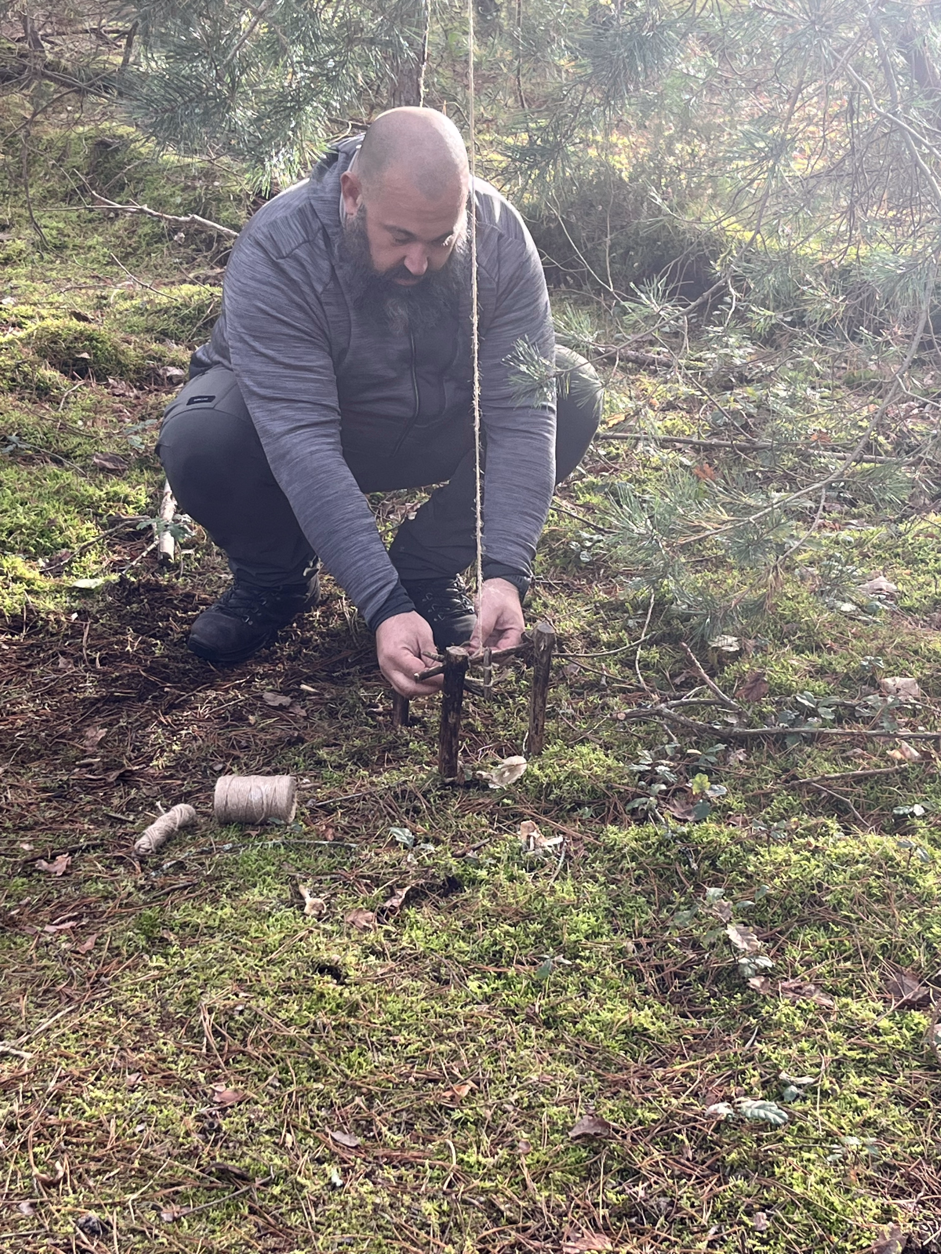 Photo pendant un séjour bushcraft