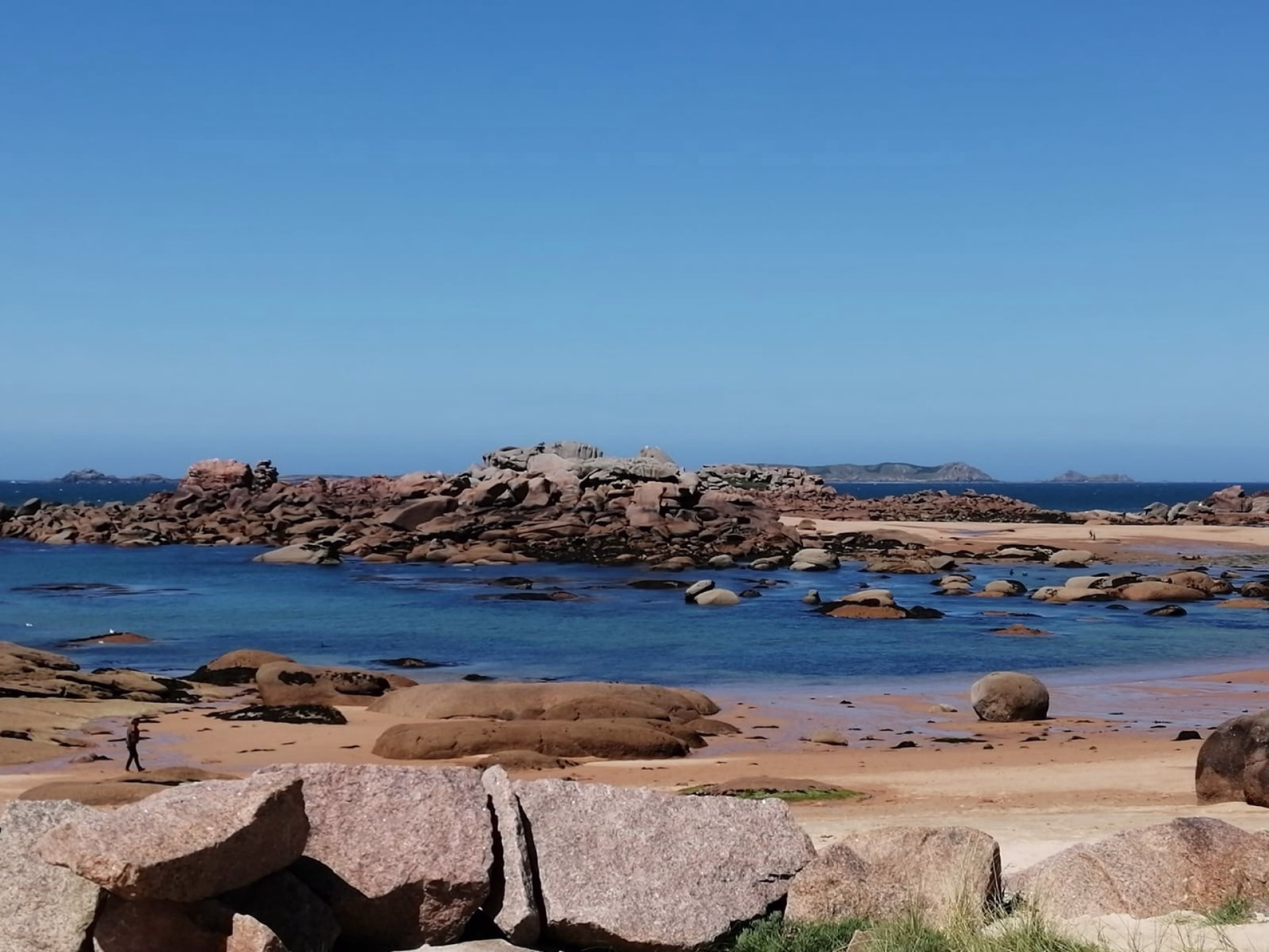 Réveillon du Nouvel An sur la Côte de Granit Rose