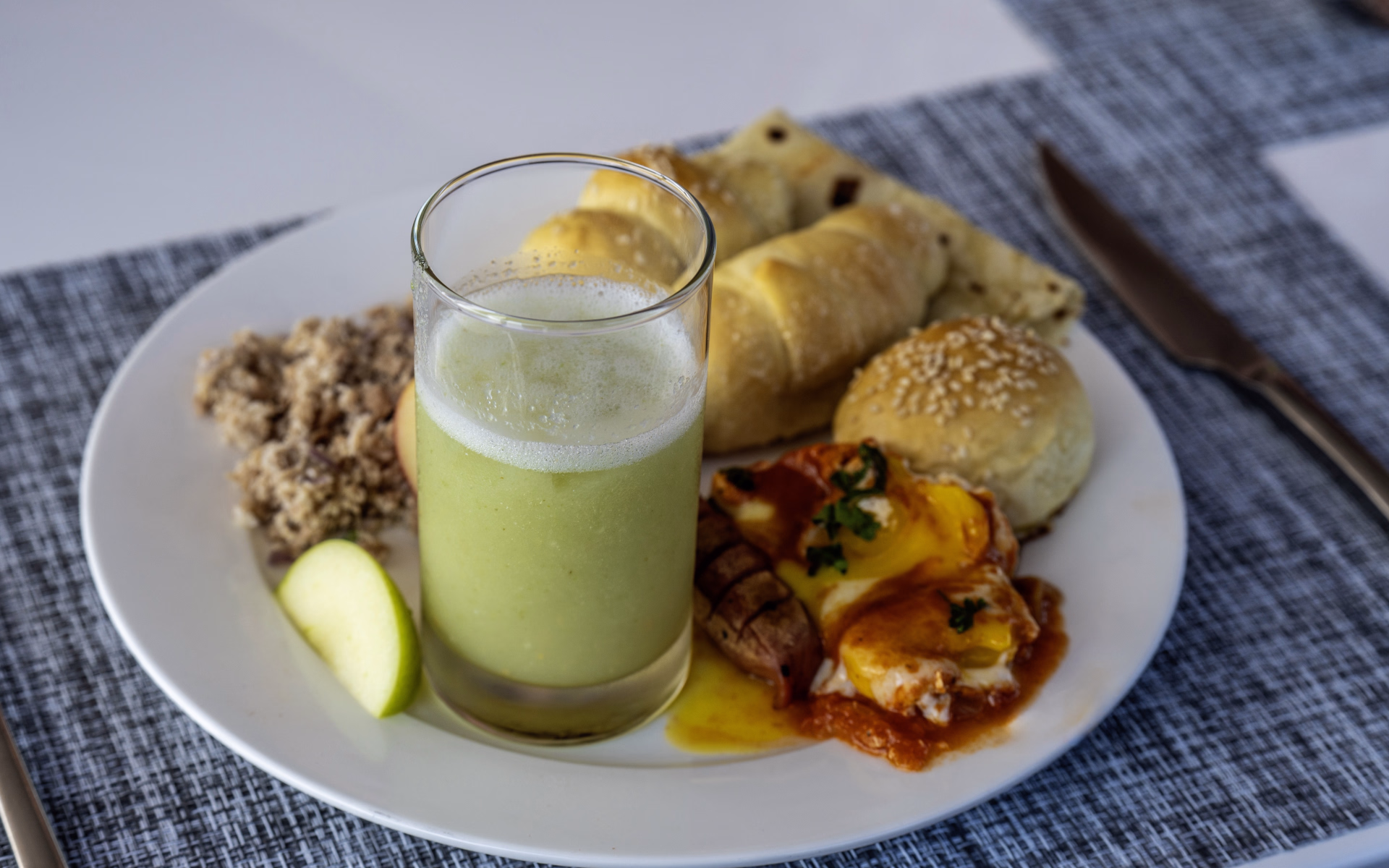 🚢 Bateau de croisière à moteur