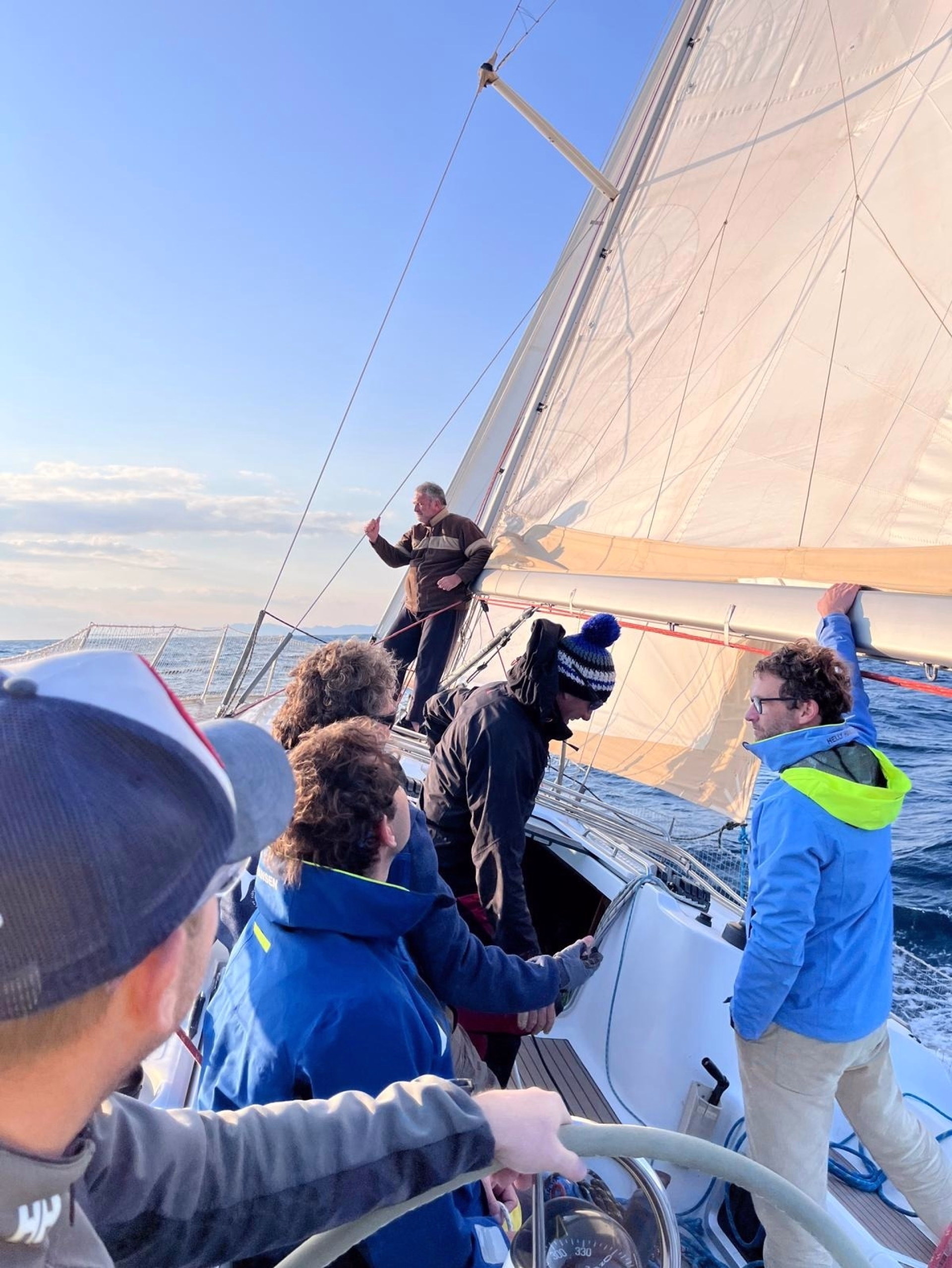 Stage de voile Perfectionnement autonomie niveaux 3 et 4 FFV 5 jours