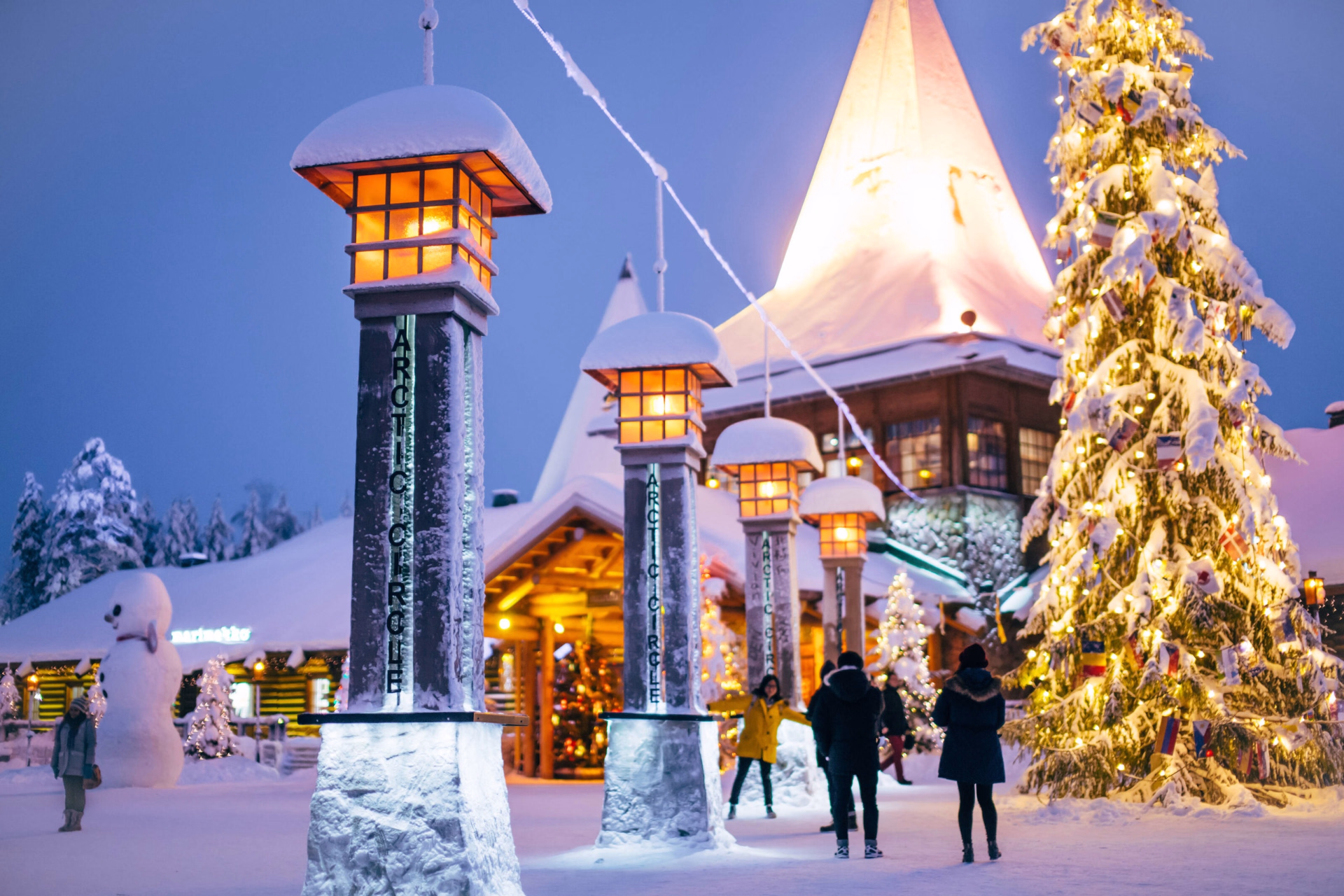 Aventures hivernales et magie de Noël en Laponie finlandaise