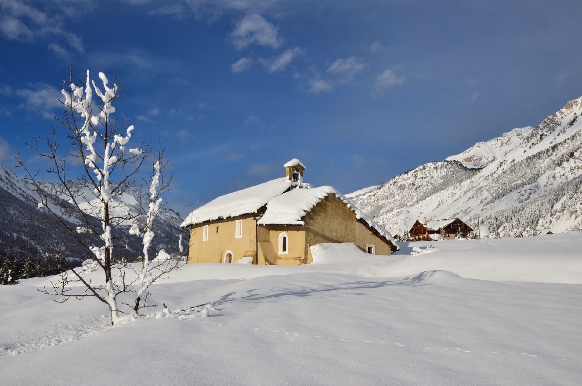 Semaine de ski nature dans la vallée préservée de la Clarée