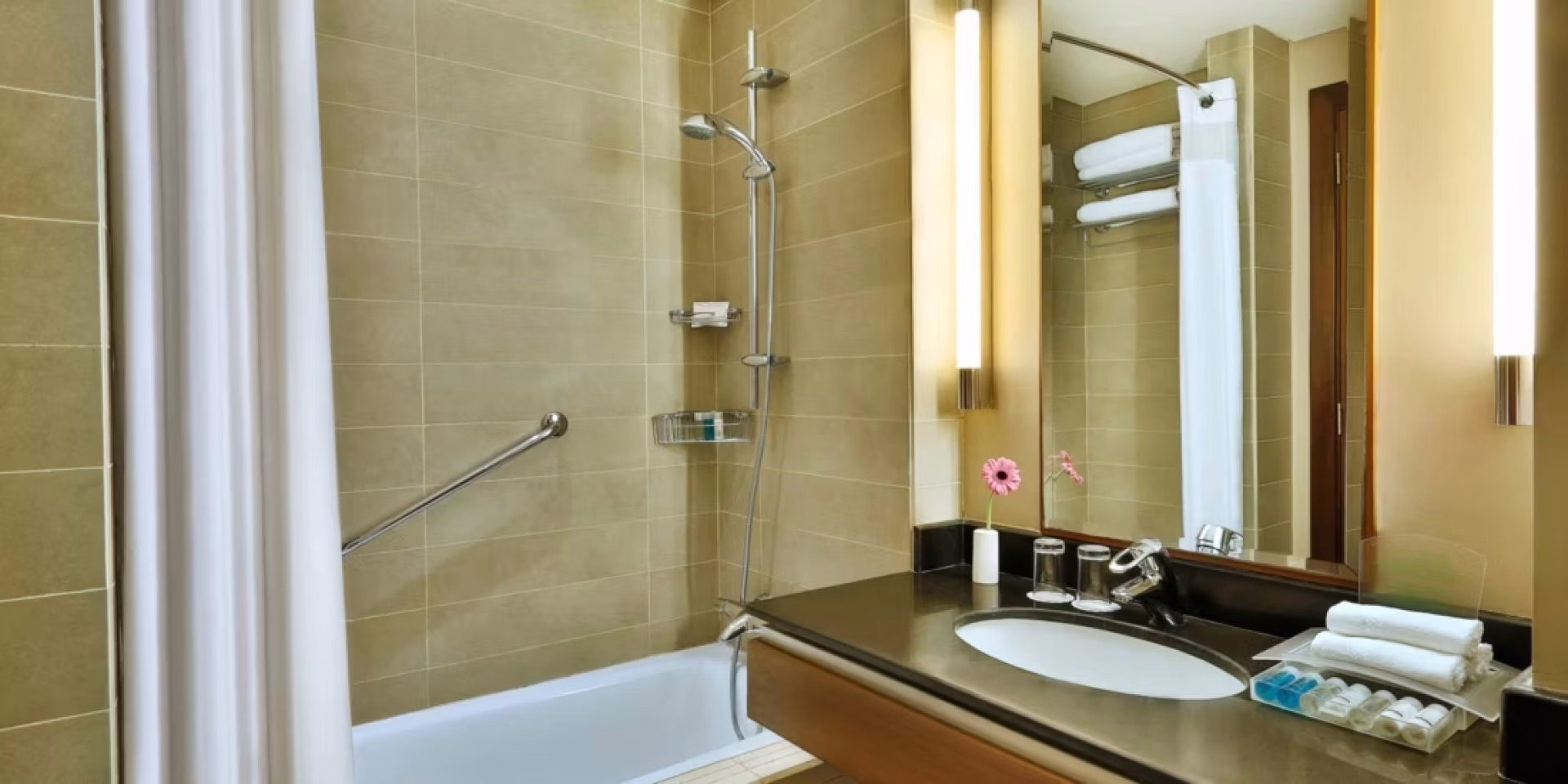 🏩 Hôtel 5* - Jour 7