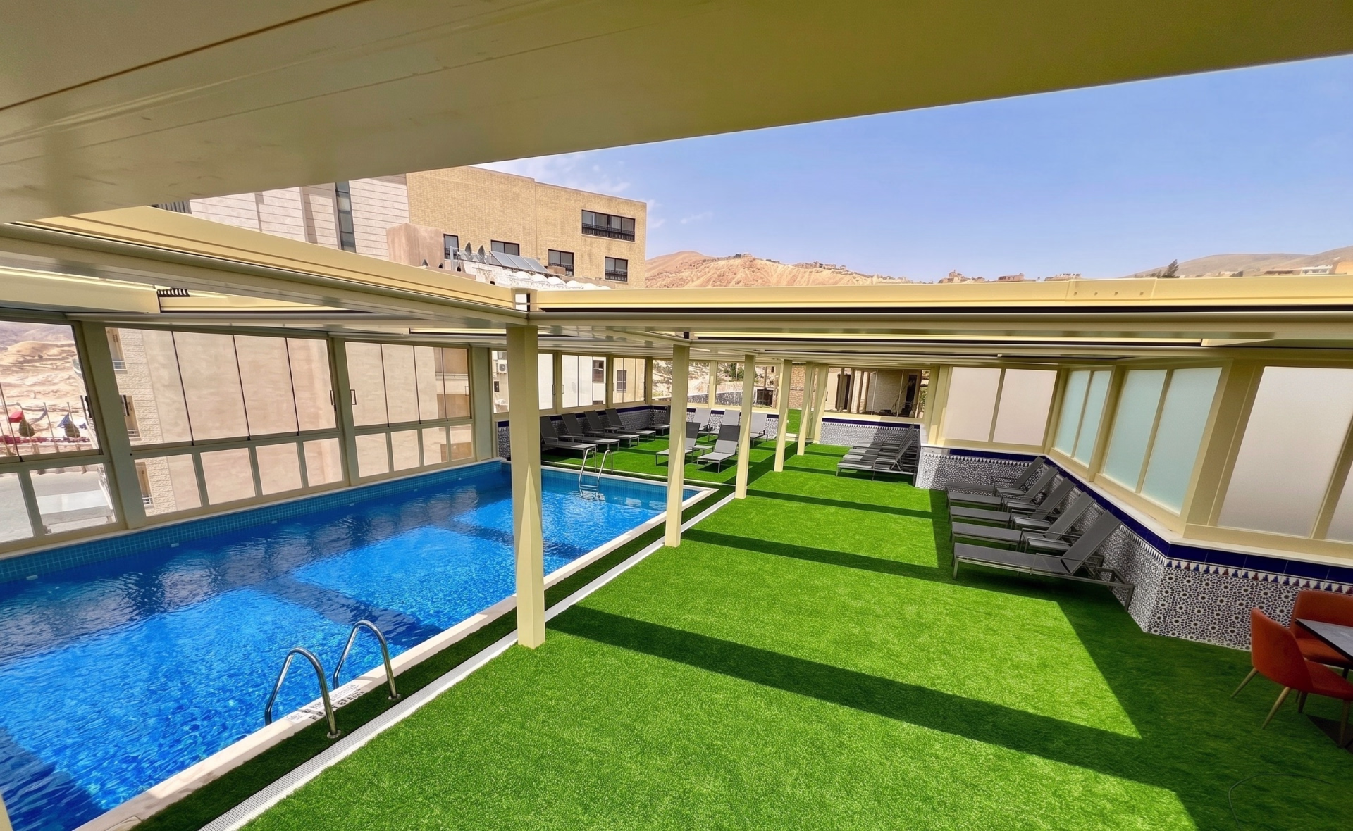 🏨 Hôtel 4* - Jours 4 à 6