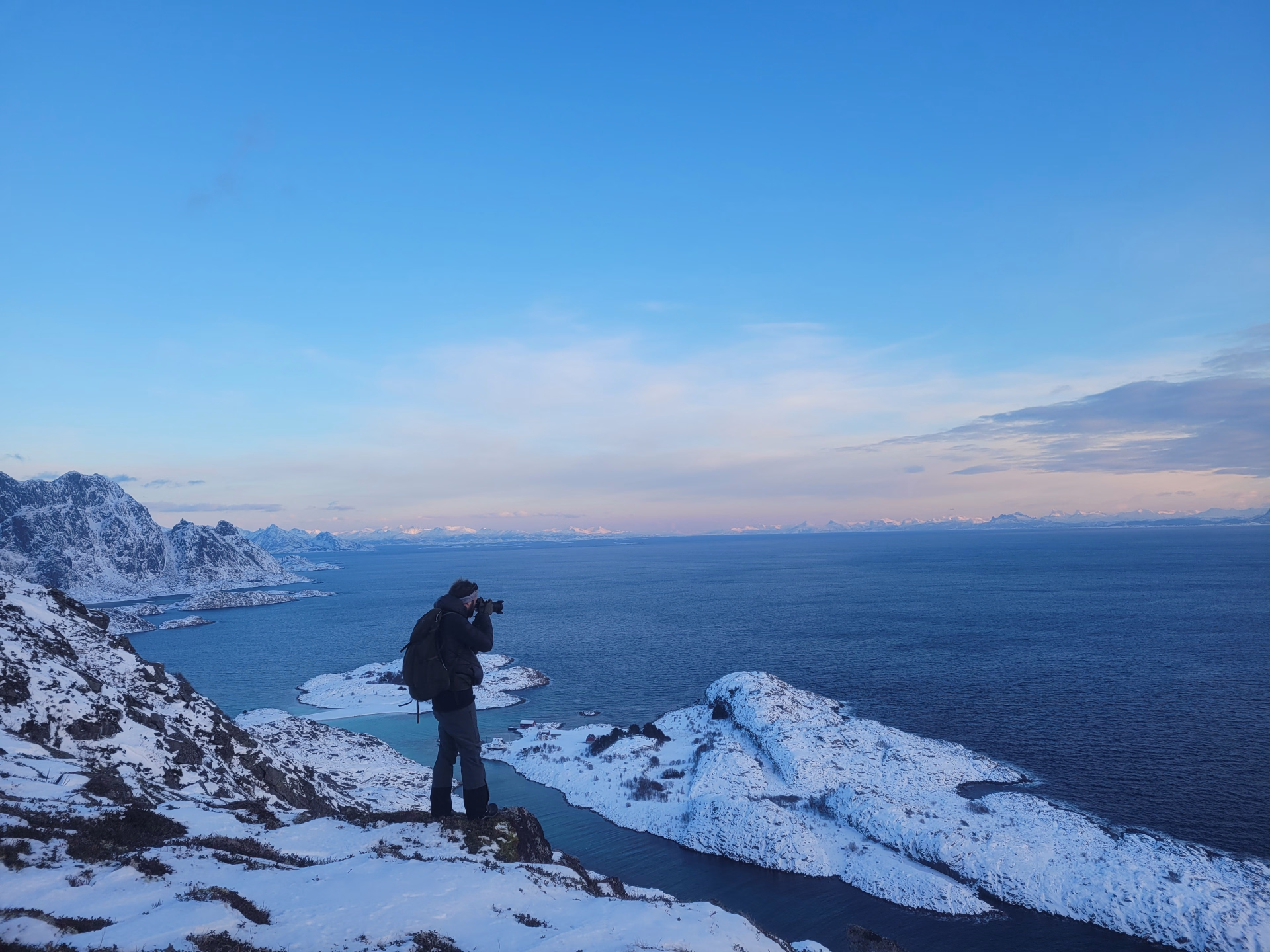 Lofoten : odyssée hivernale en voilier, raquettes, aurores boréales