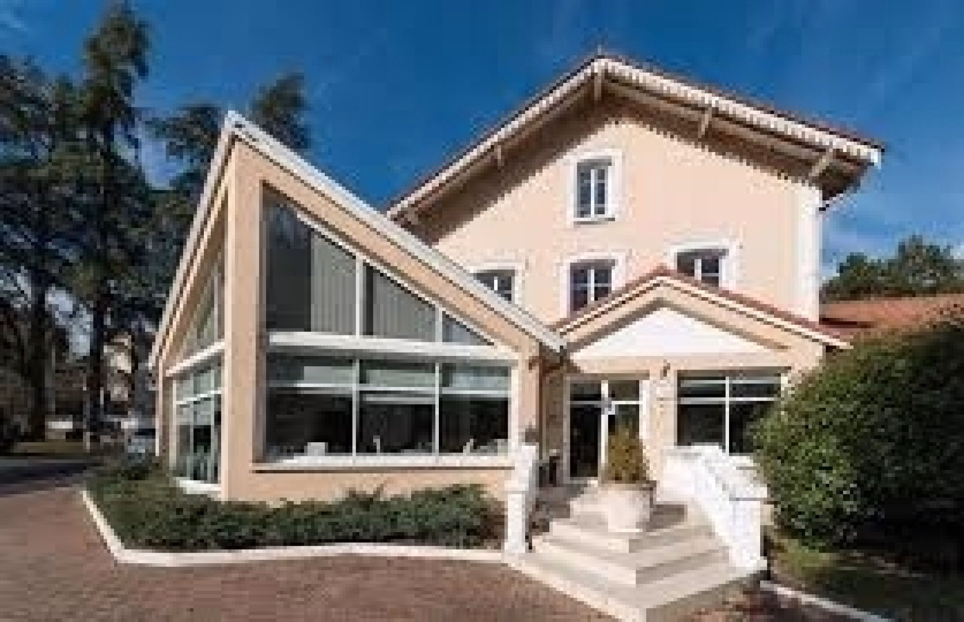 🏨 Hôtel 2* - Jours 1 à 14