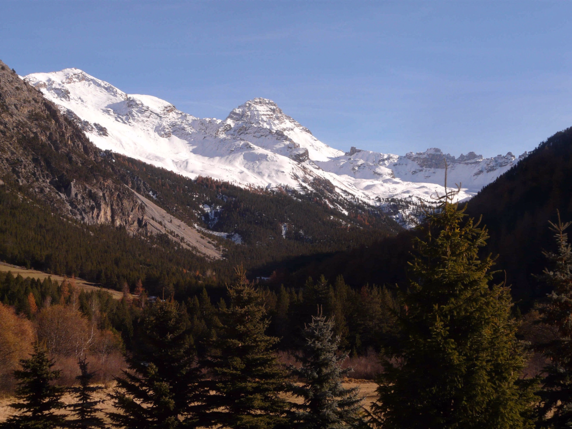 Randonnée au cœur de la vallée de Cervières aux couleurs d'automne