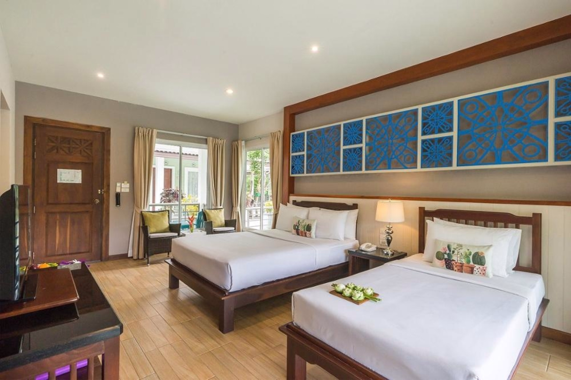 🏩 Hôtel 3* - Jours 7 à 8