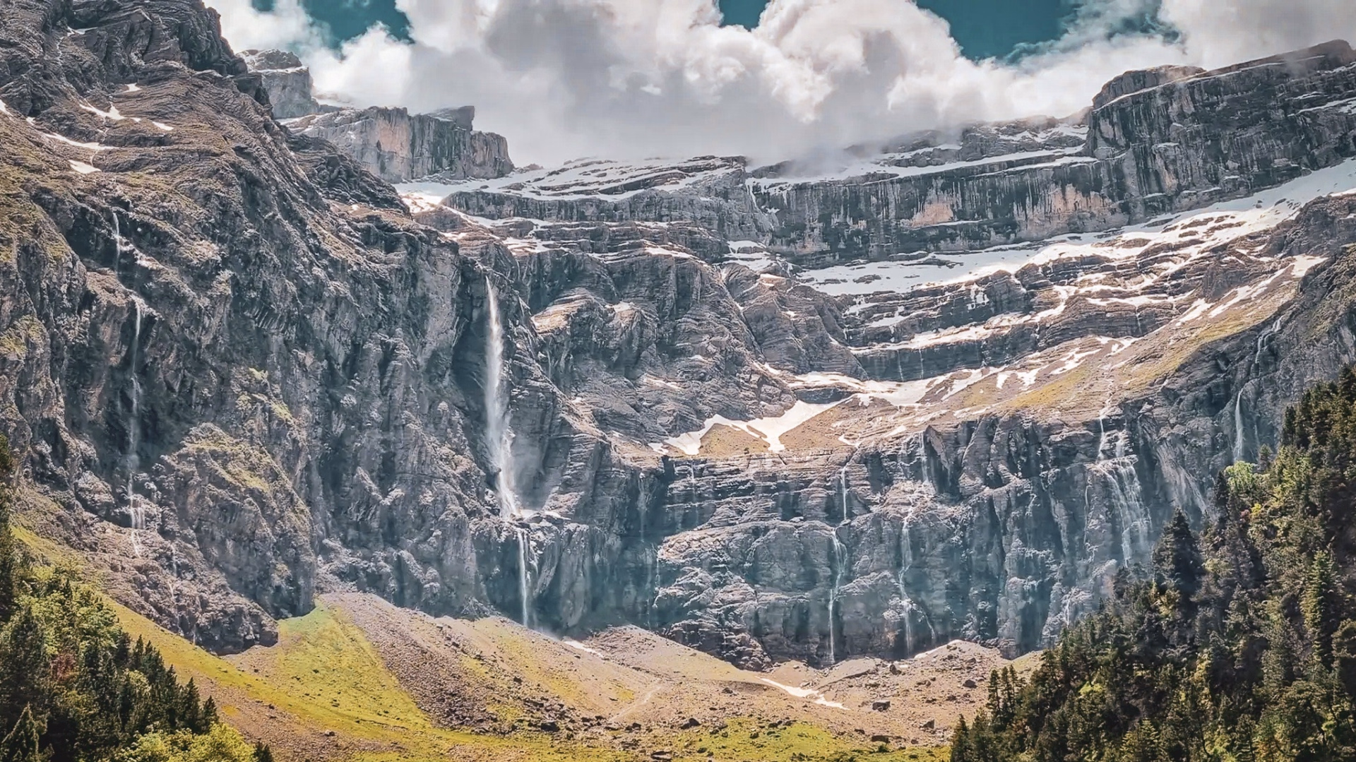 Stage trail à Gavarnie : courir vers la Brèche de Roland