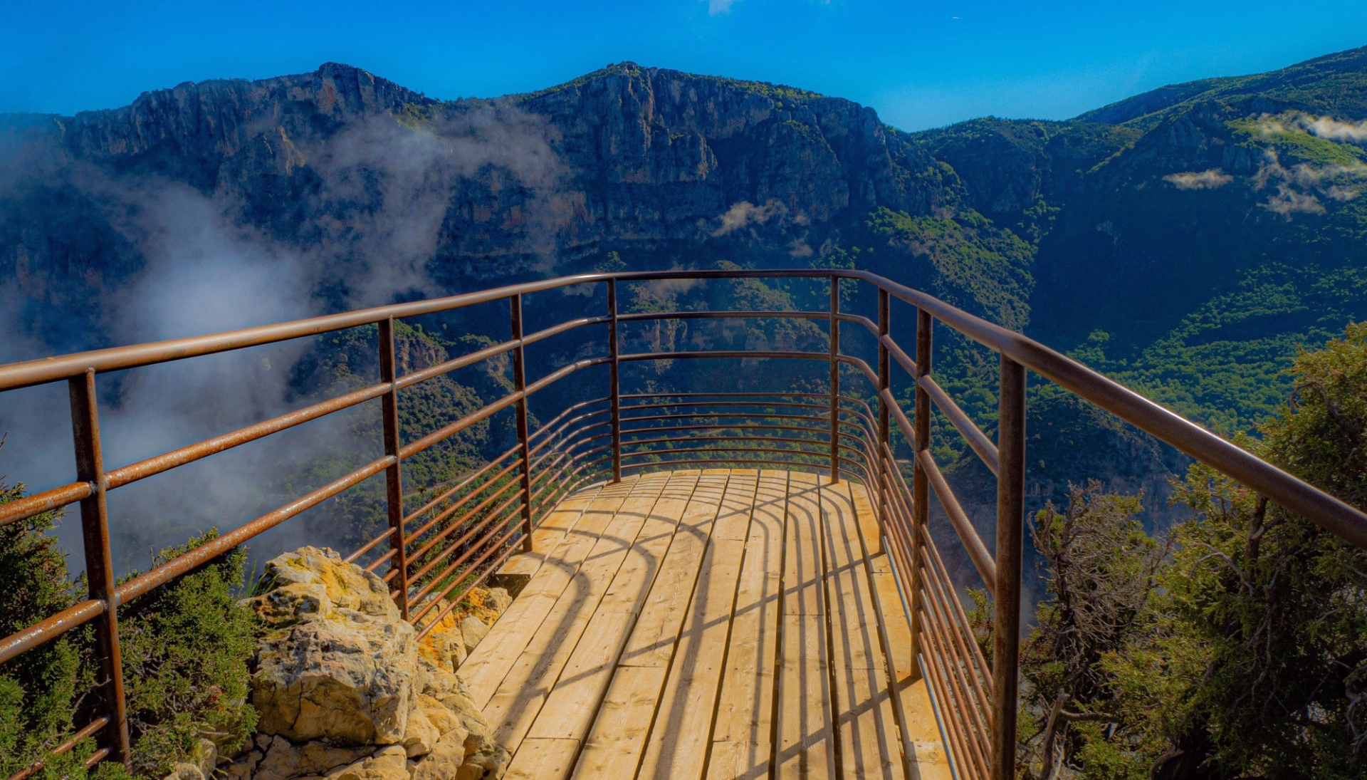 Randonnée dans les Gorges du Verdon et villages provençaux
