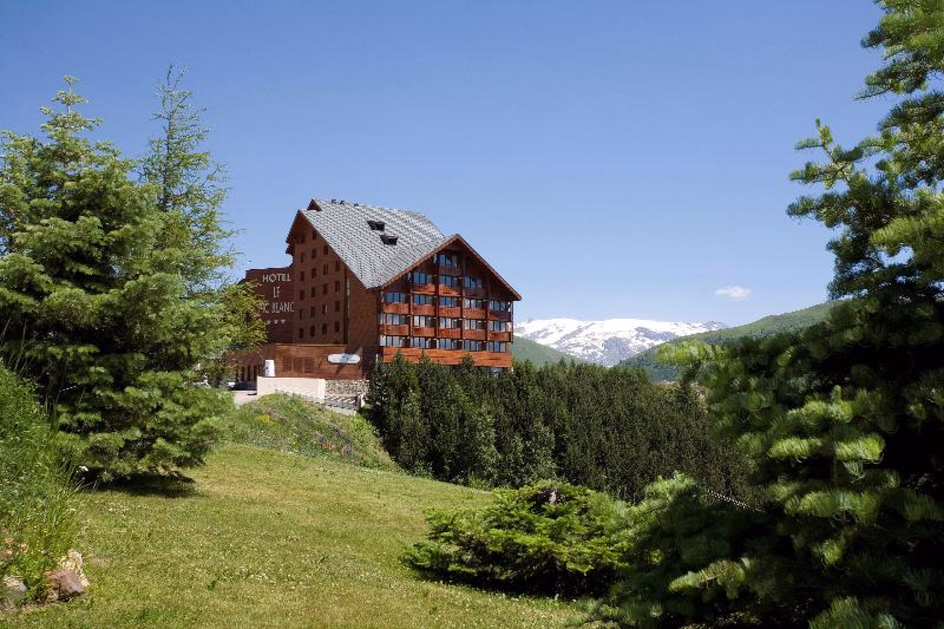 Hôtel 4*