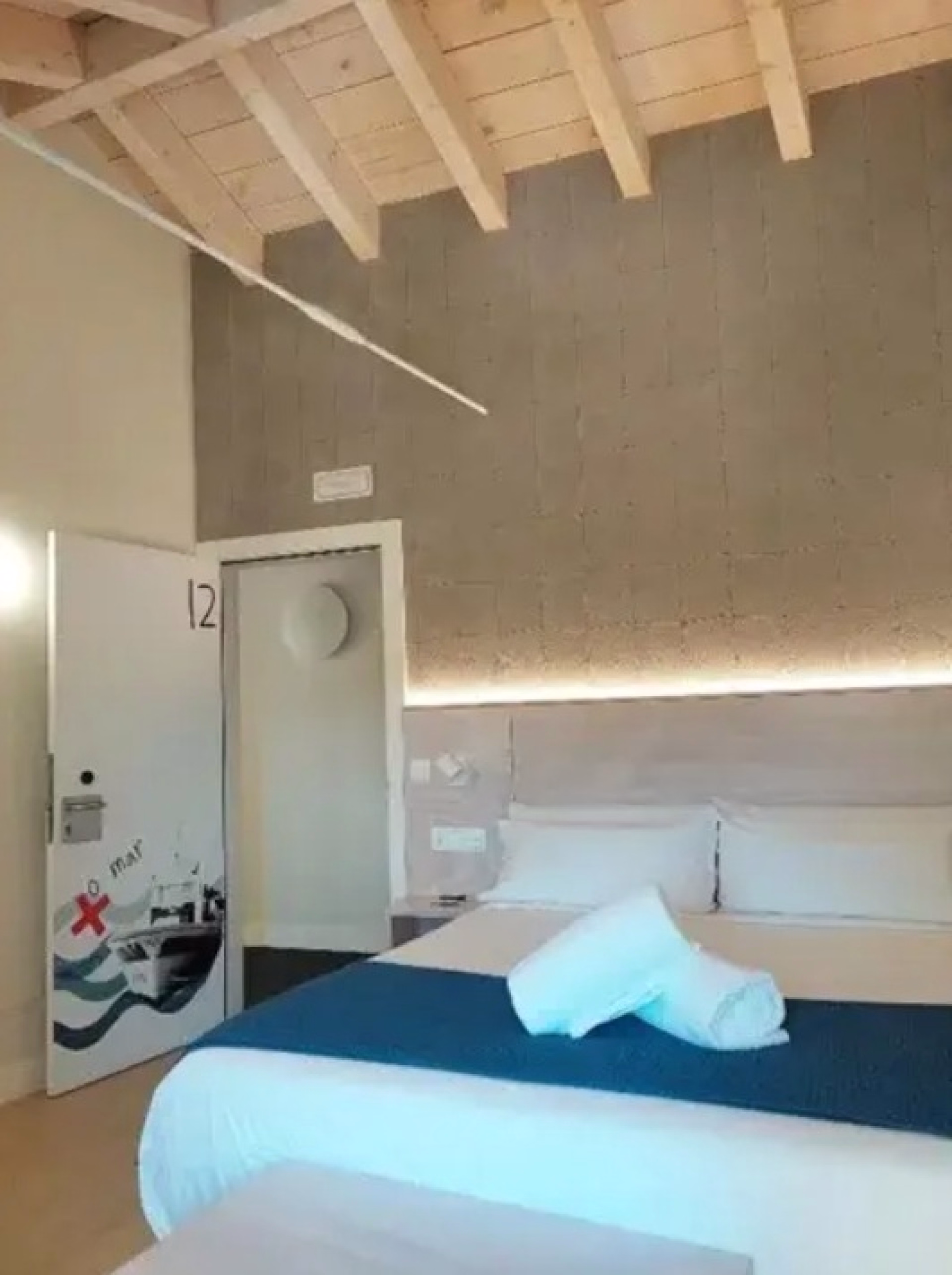 🏨 Hôtel 2* - Jour 6