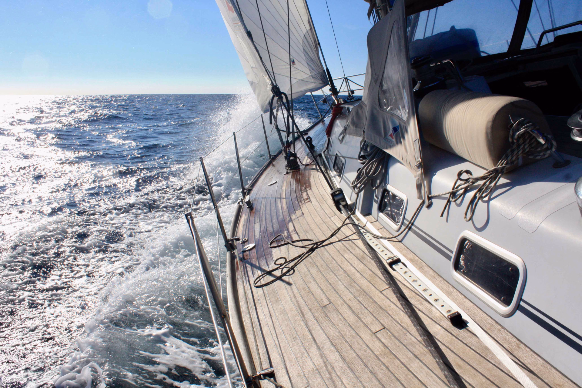 Stage de voile FFV entre le golfe du Morbihan et Belle-Île