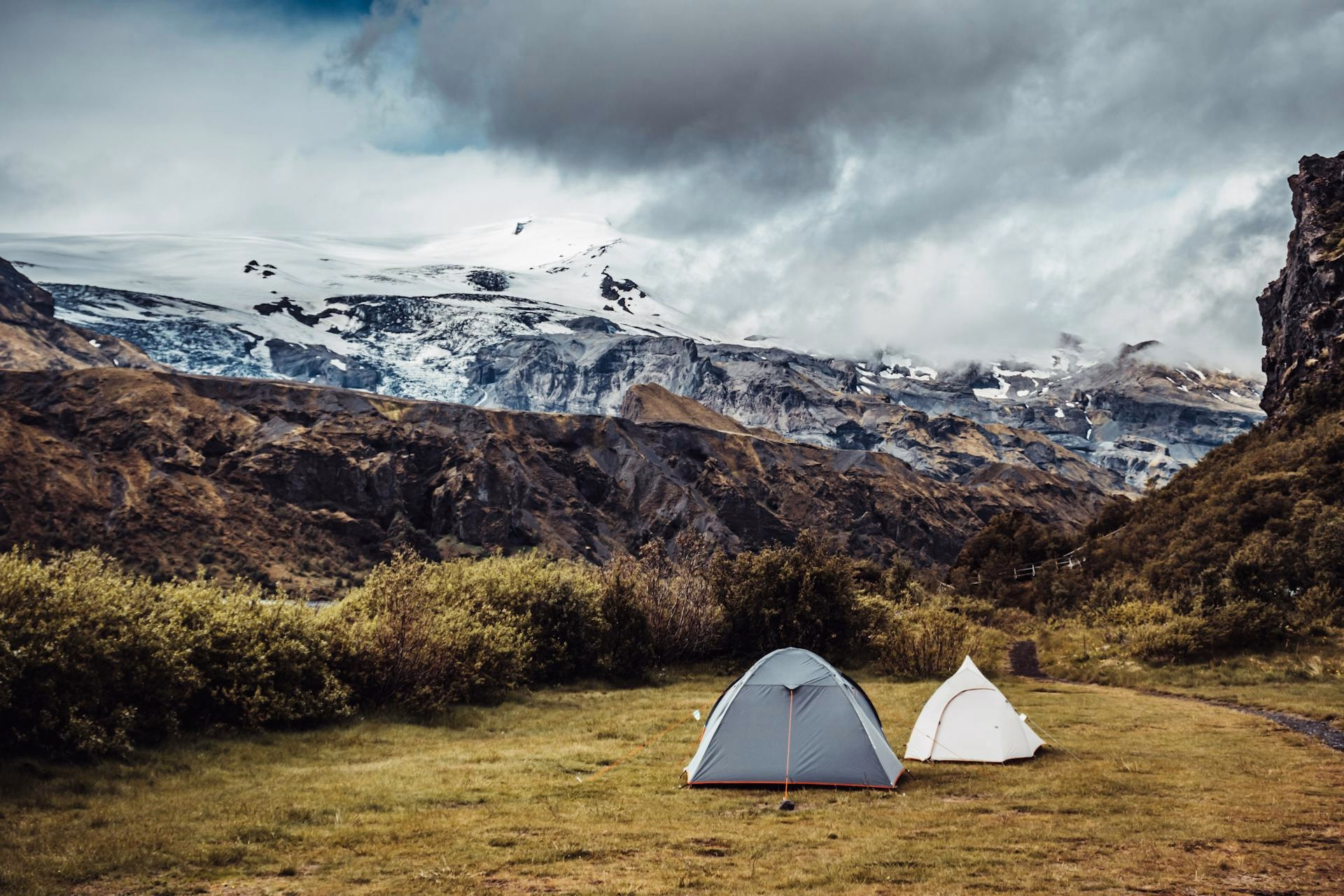 Les Hautes Terres en été : le trek du Laugavegur en autonomie complète