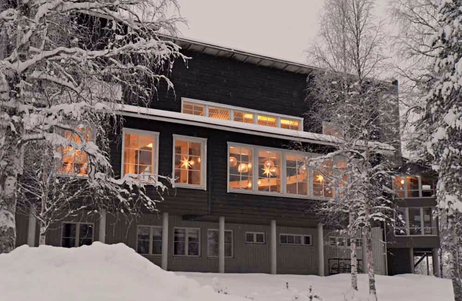 🏩 Hôtel 3* - Jours 1 à 7