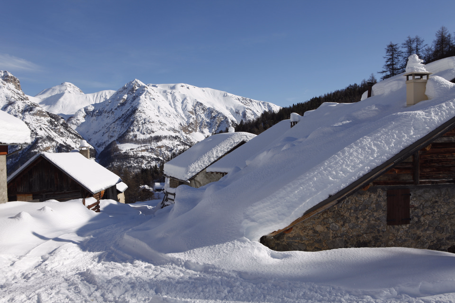 Semaine de ski nature dans la vallée préservée de la Clarée