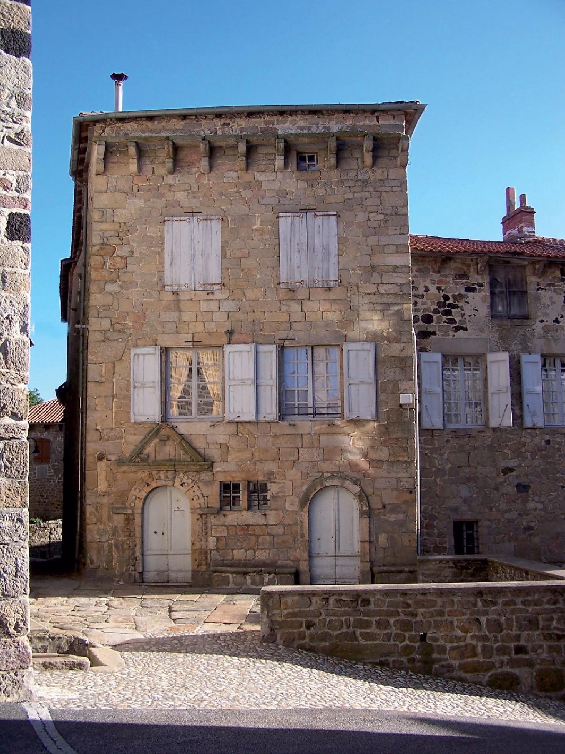 🏠 Auberge - Jours 2 à 5