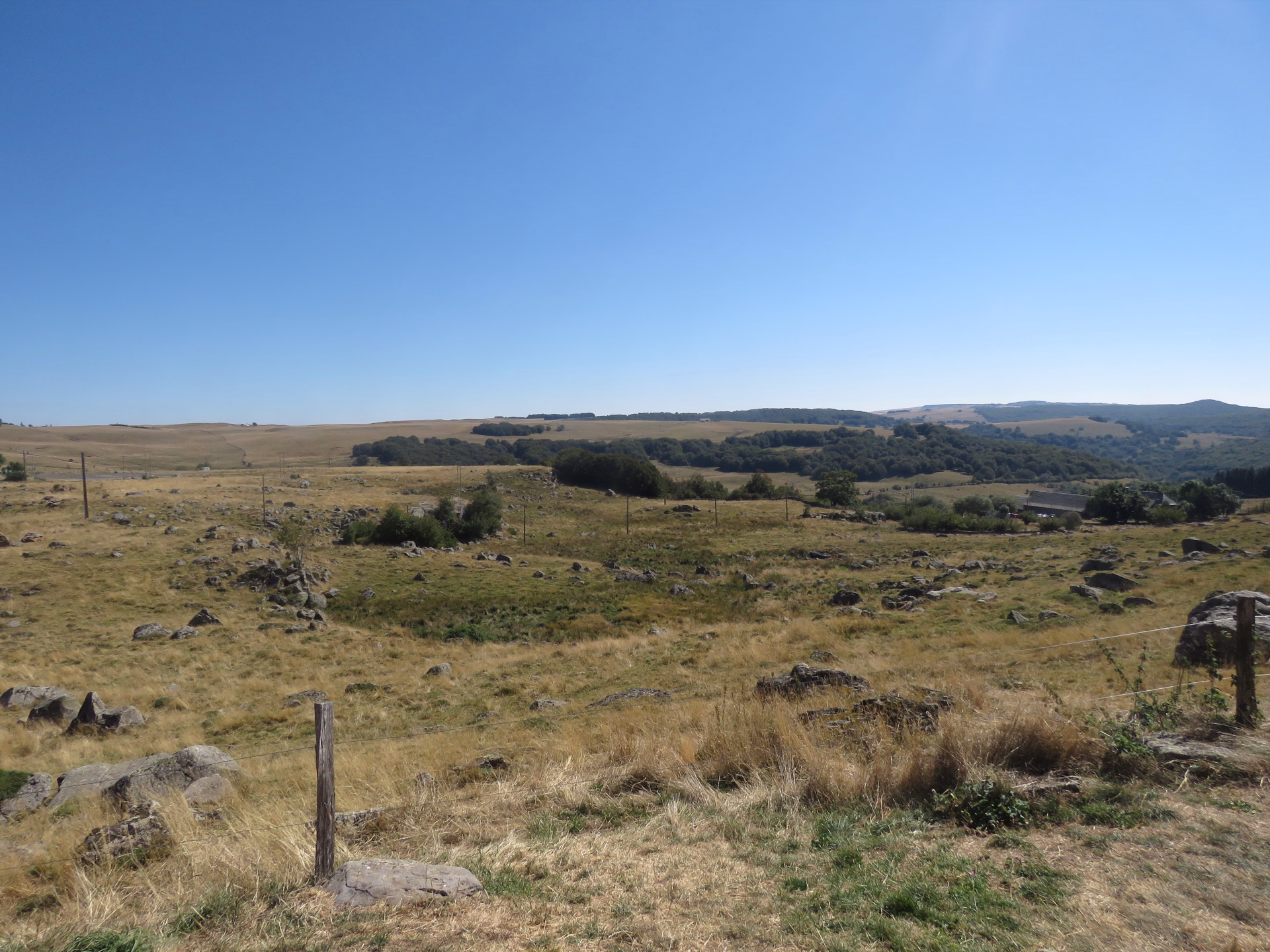 Le tour des Monts d'Aubrac en randonnée