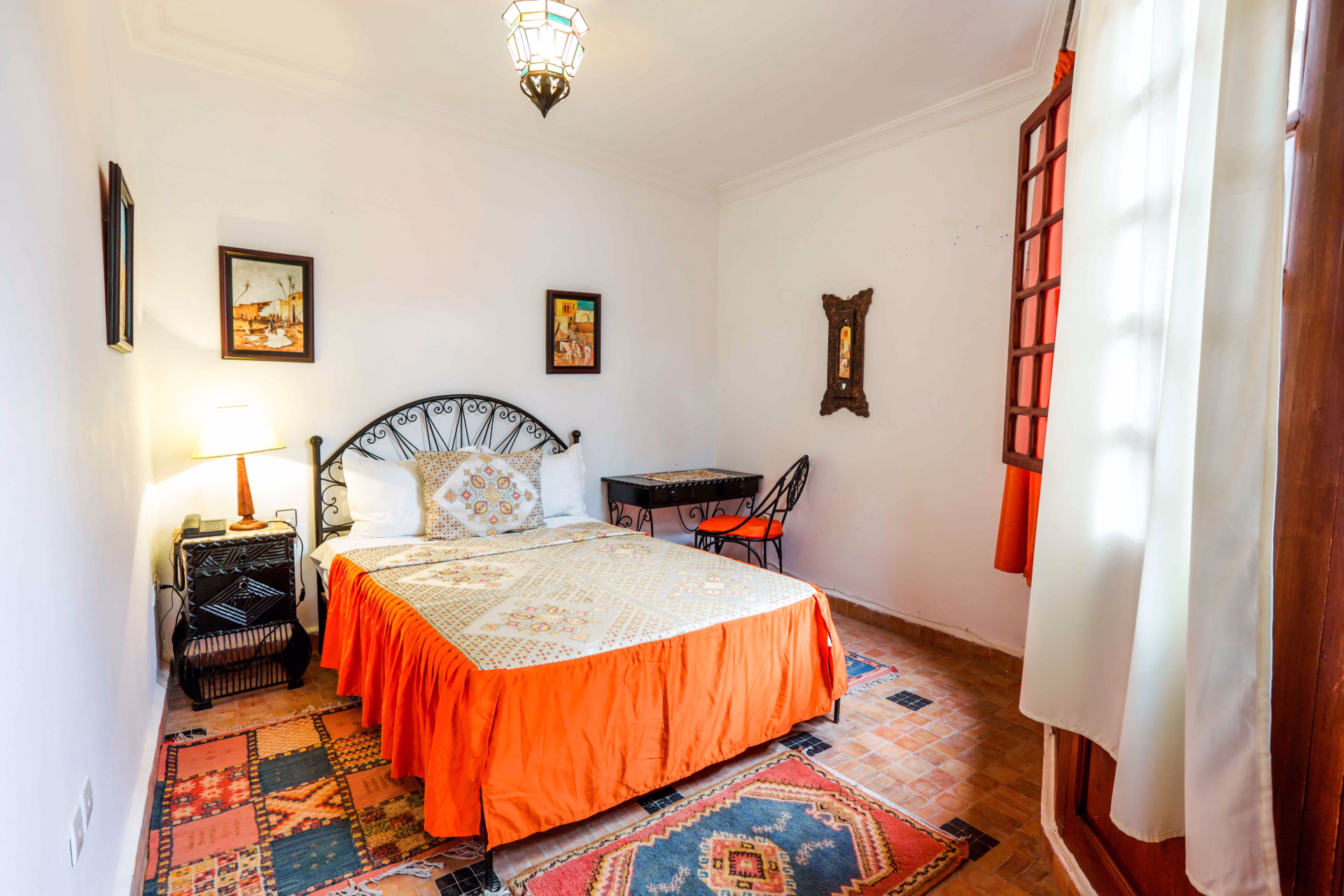 🏨 Hôtel 3* - Jours 1 à 7