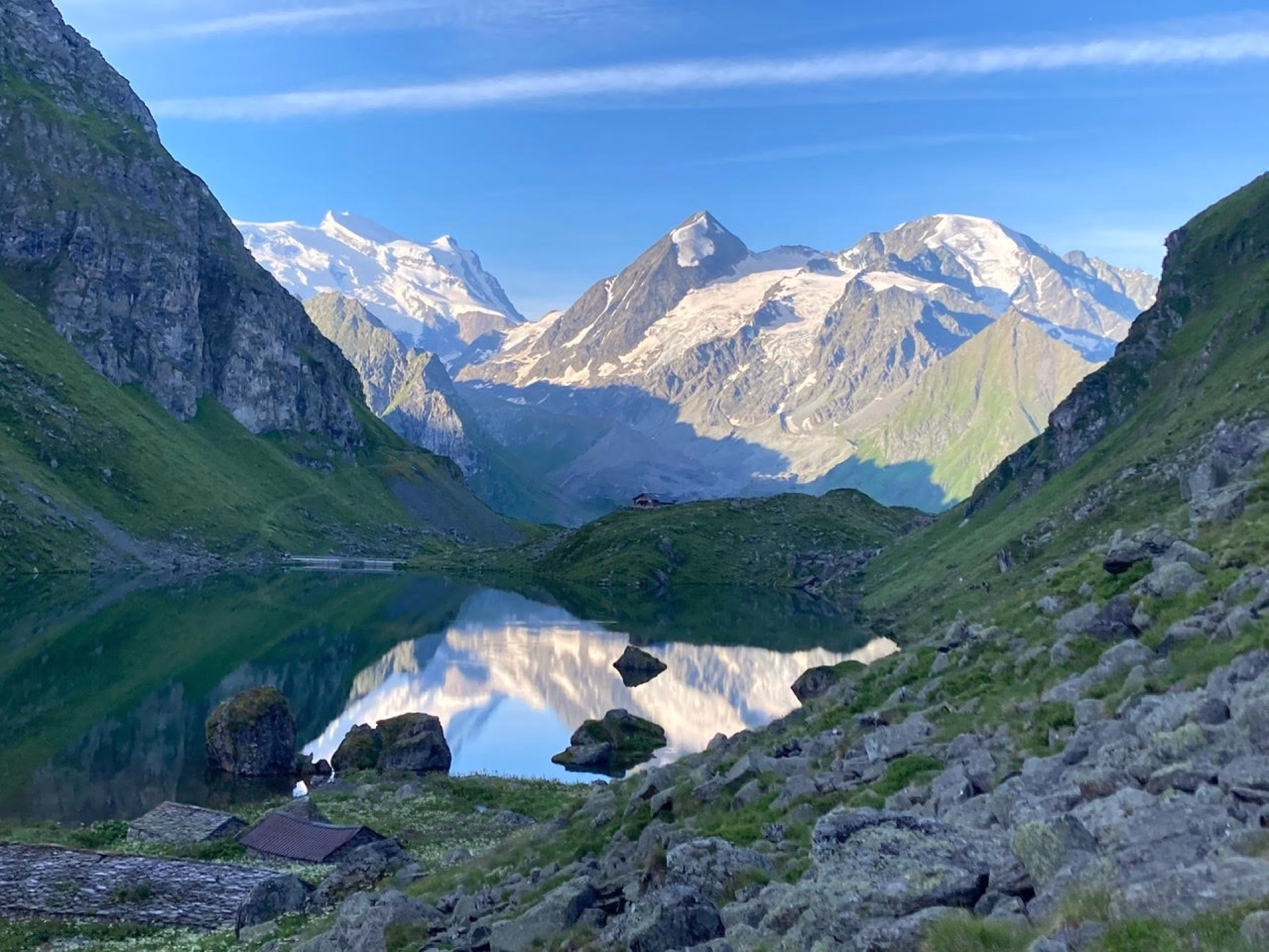 Trek sur la haute route Chamonix - Zermatt entre glaciers et sommets