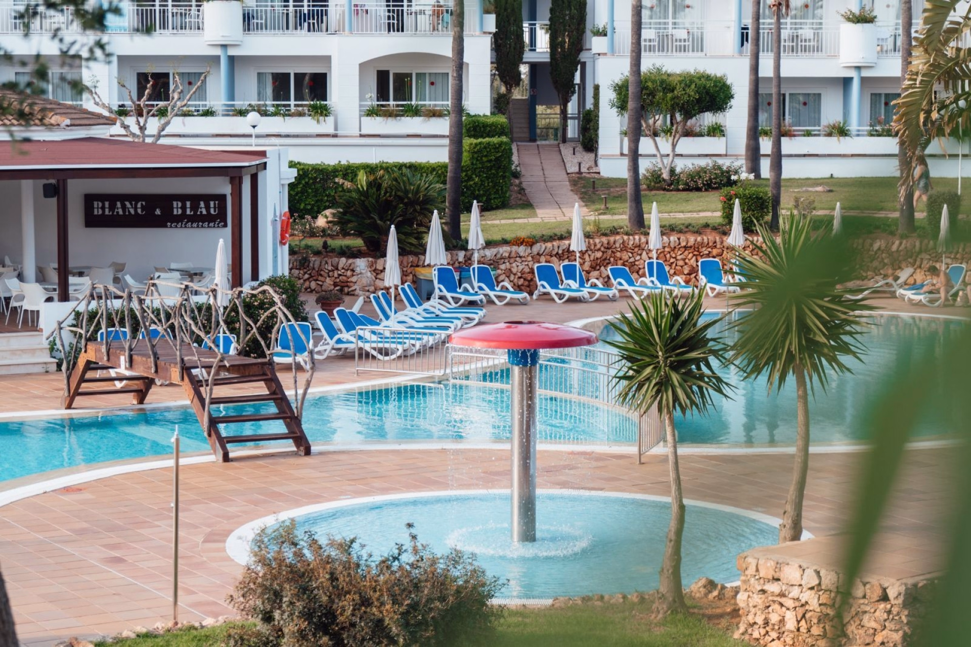 🏨 Hôtel 4* - Jour 7