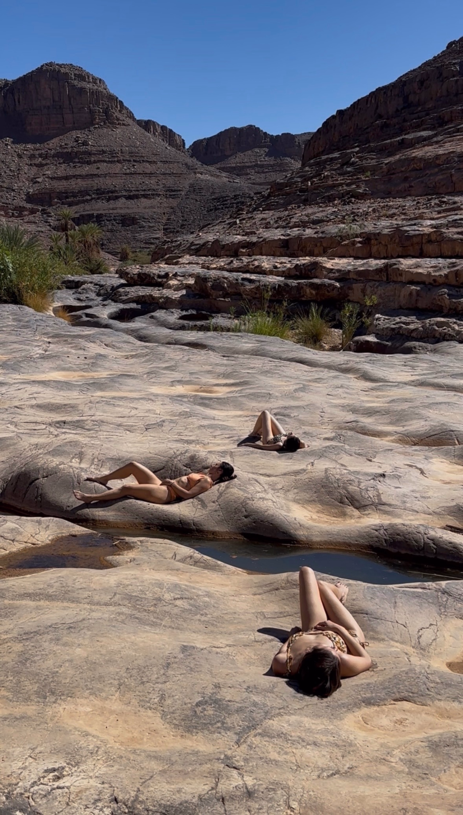 Yoga et aventure douce en Algérie : Sahara, Tassili n’Ajjer, Alger