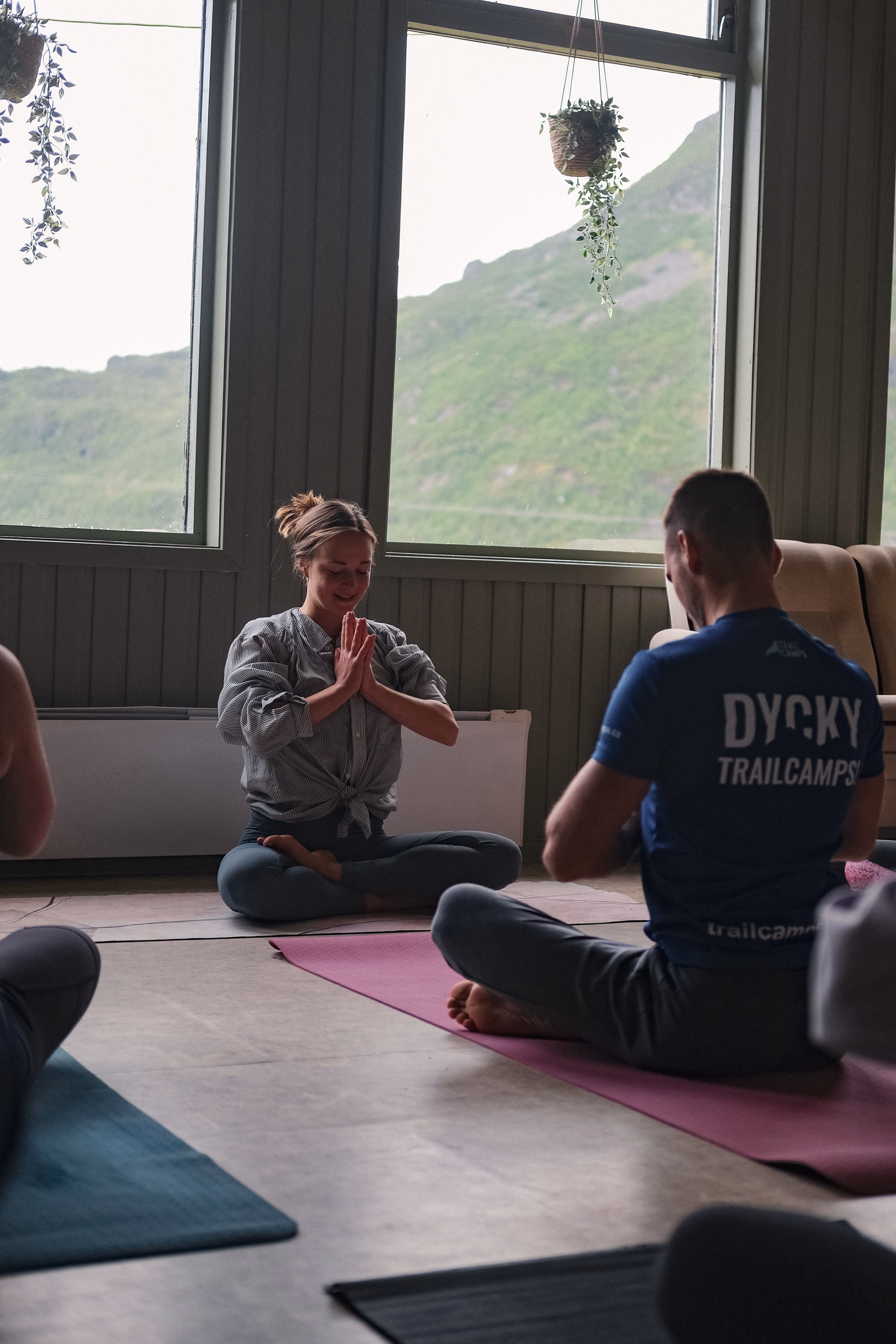 Yoga, randonnée et voile en Norvège – Retraite nature dans les fjords
