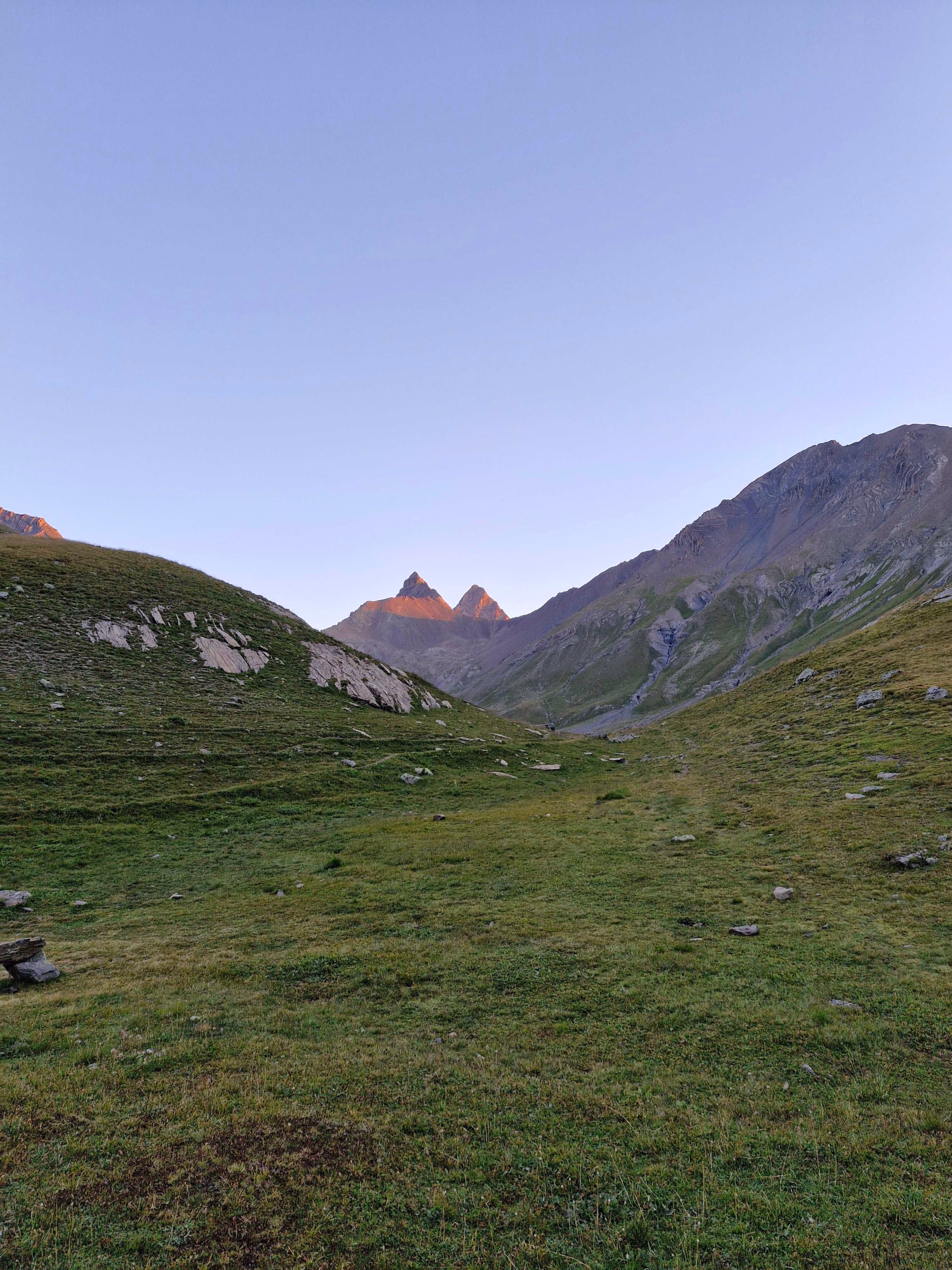 Le tour des Aiguilles d'Arves en petit groupe