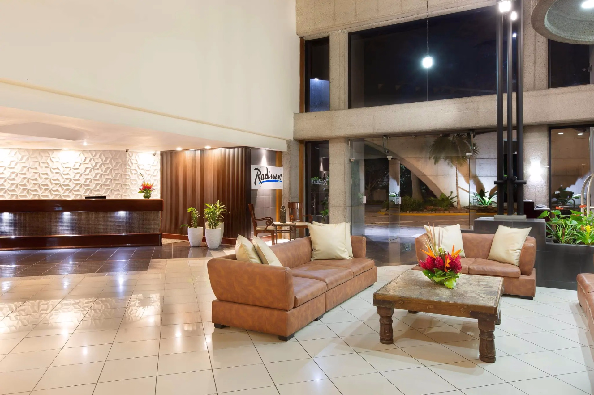 🏨 Hôtel 3* - Jours 1, 15 à 16