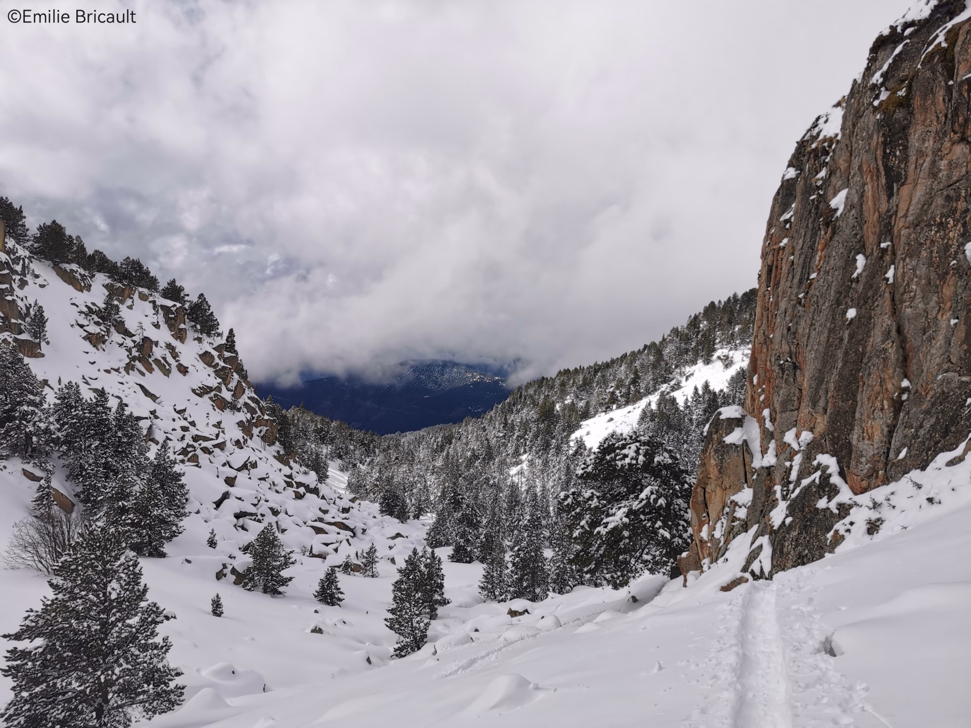 Raquettes et bien-être au cœur des vallées enneigées d’Andorre