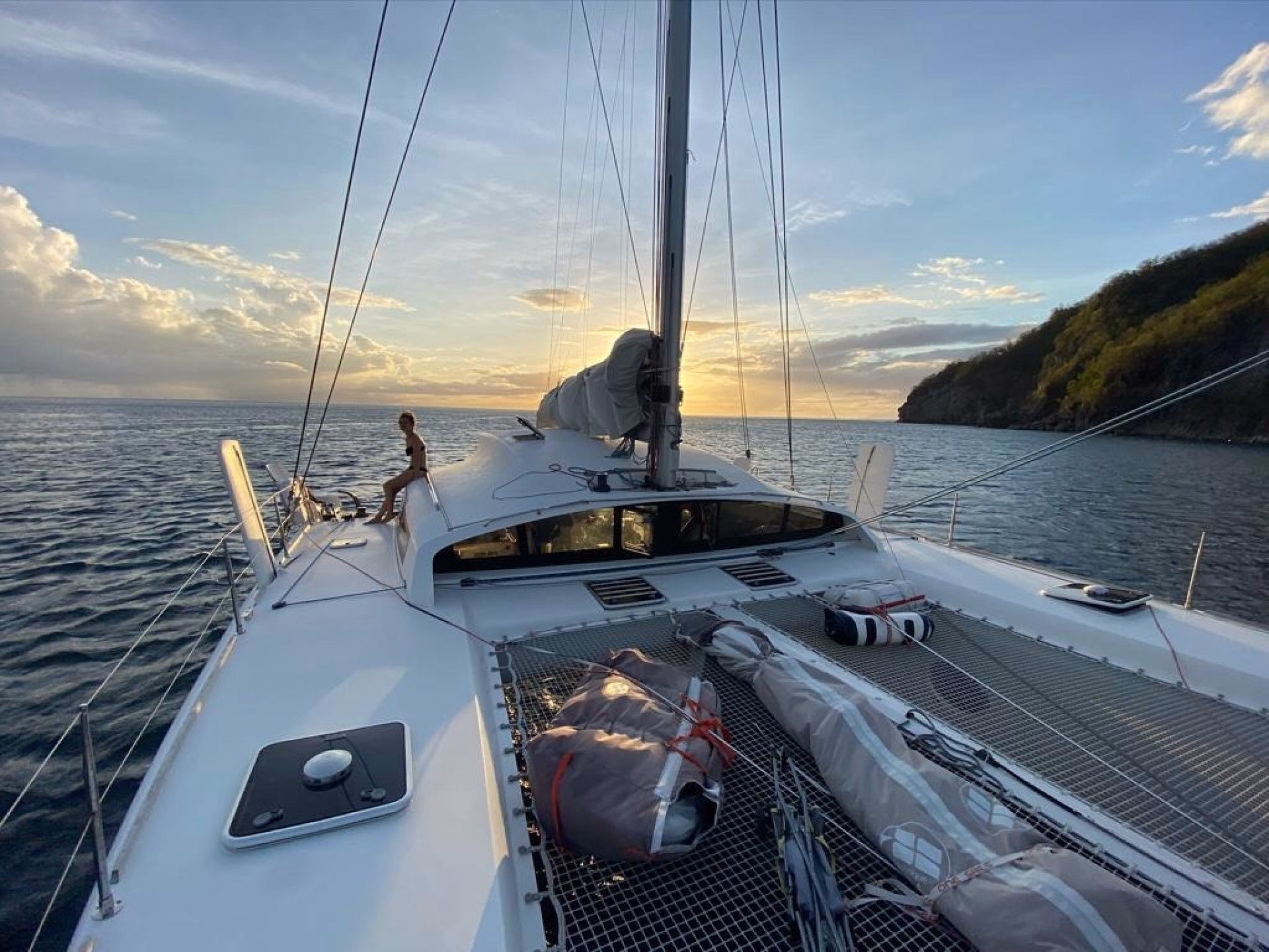 Stage de voile sur catamaran performant au départ de Bretagne
