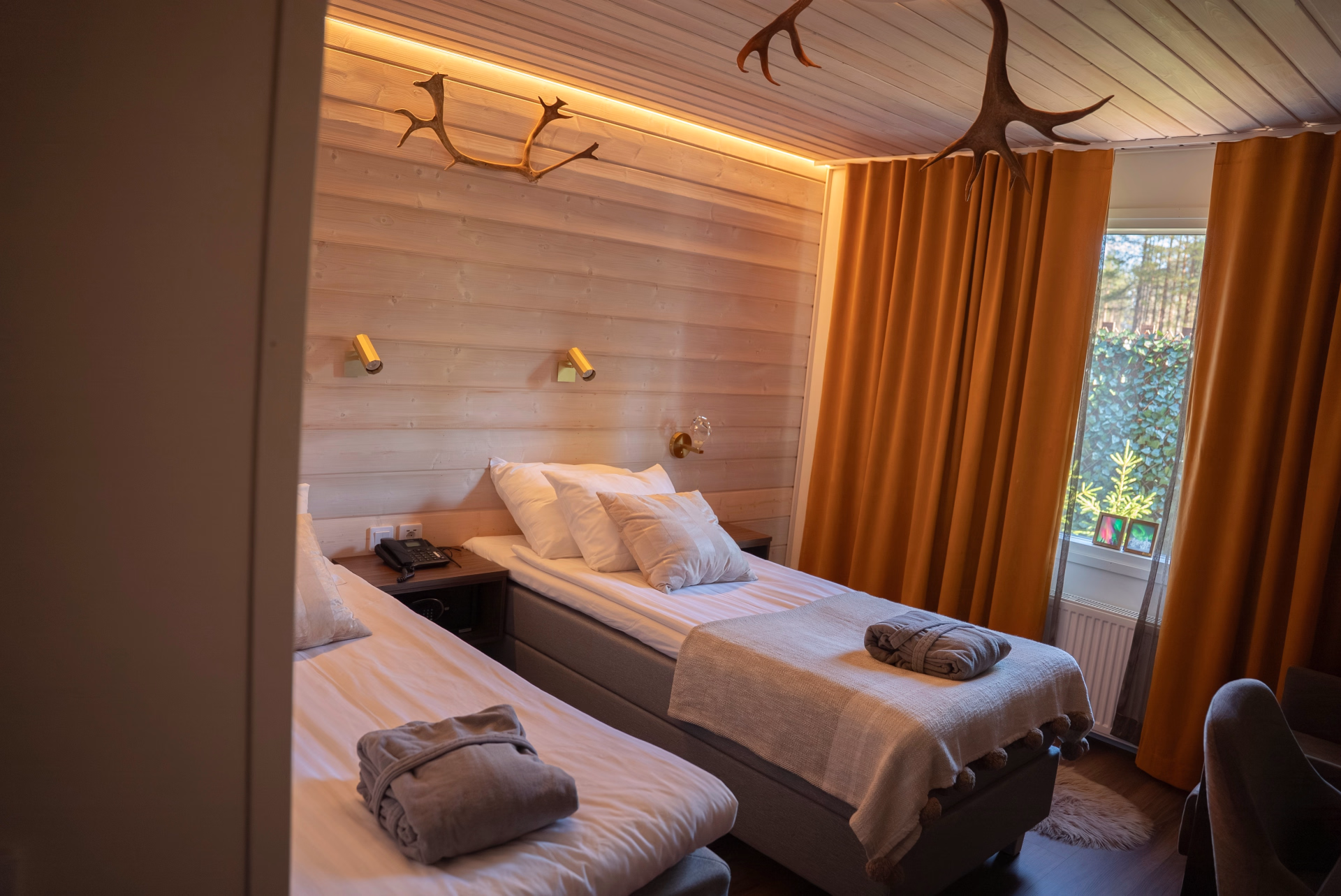 🏨 Hôtel 5* - Jours 1 à 3, 5 à 6