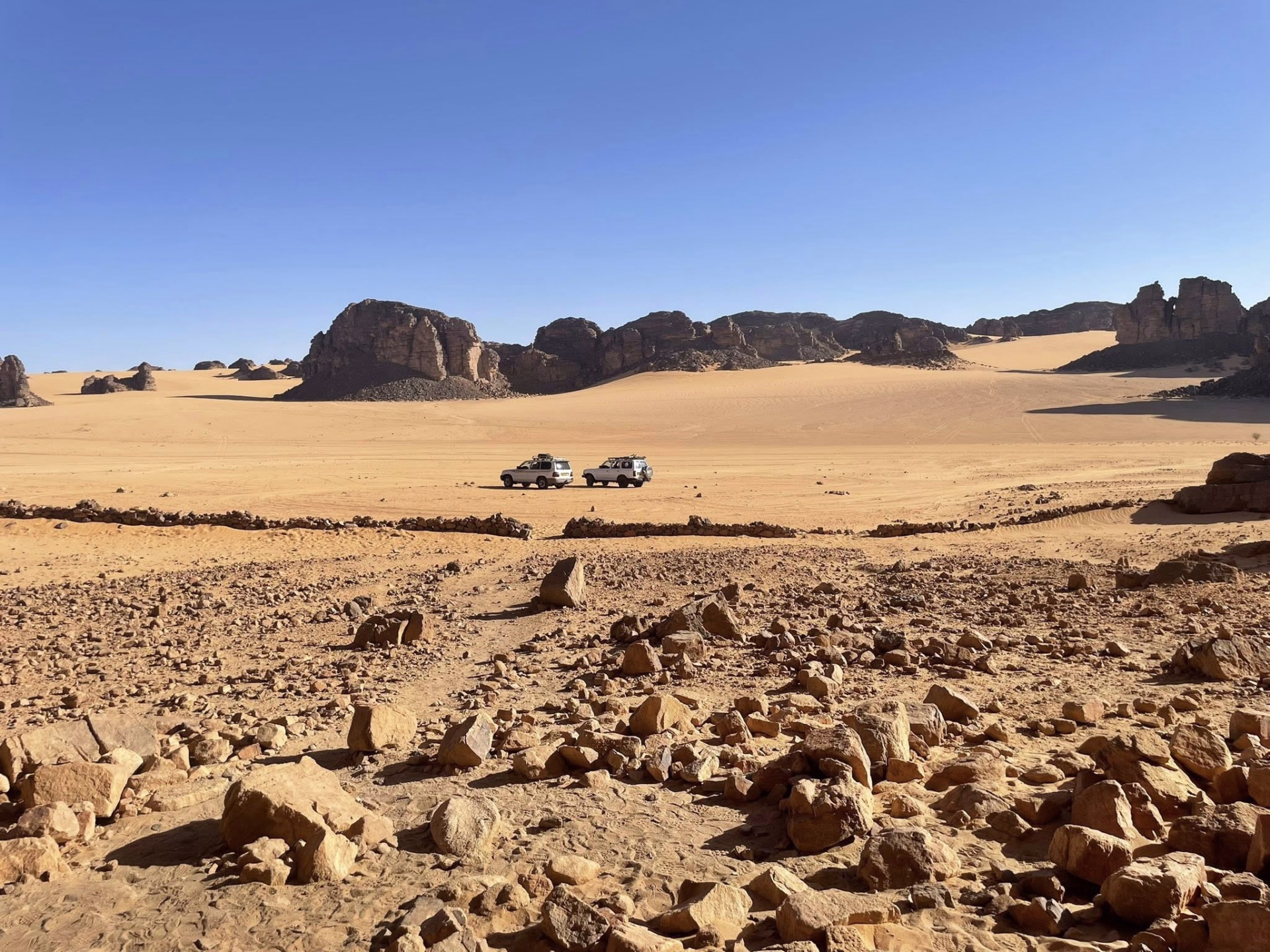 Randonnée et yoga au cœur des dunes du Sahara