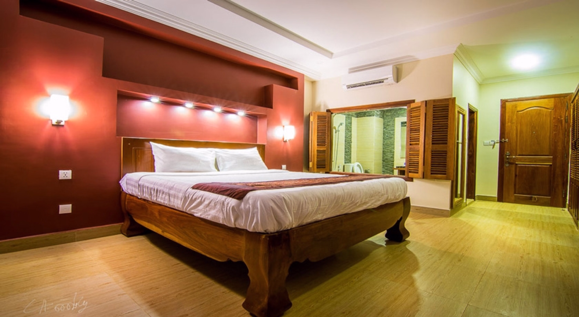 🏩 Hôtel 3* - Jour 3 et 6