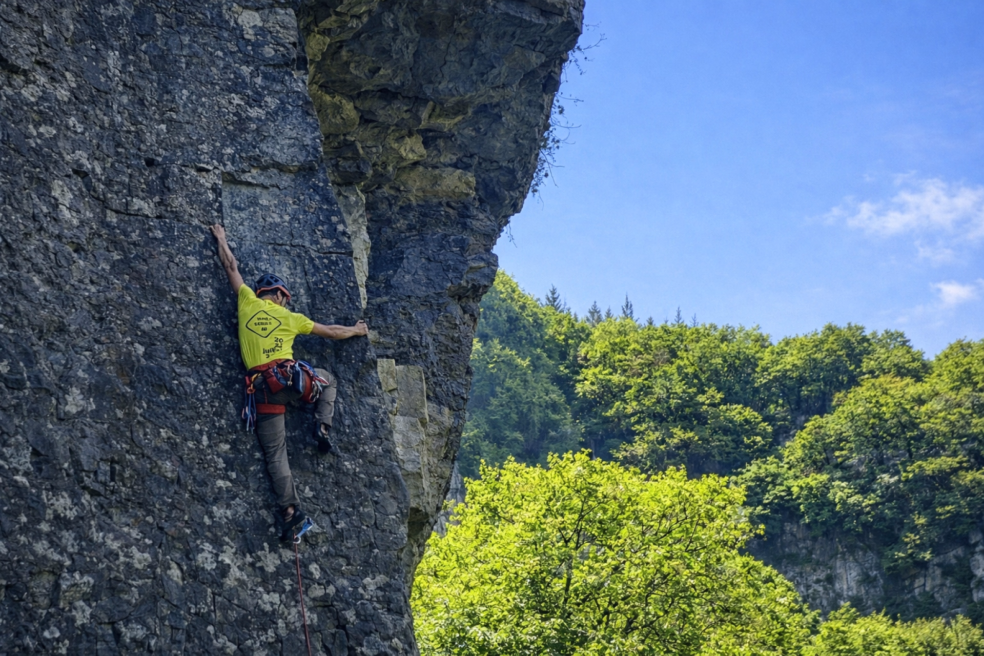 Séjour escalade et itinérance à vélo le long de la via Rhôna