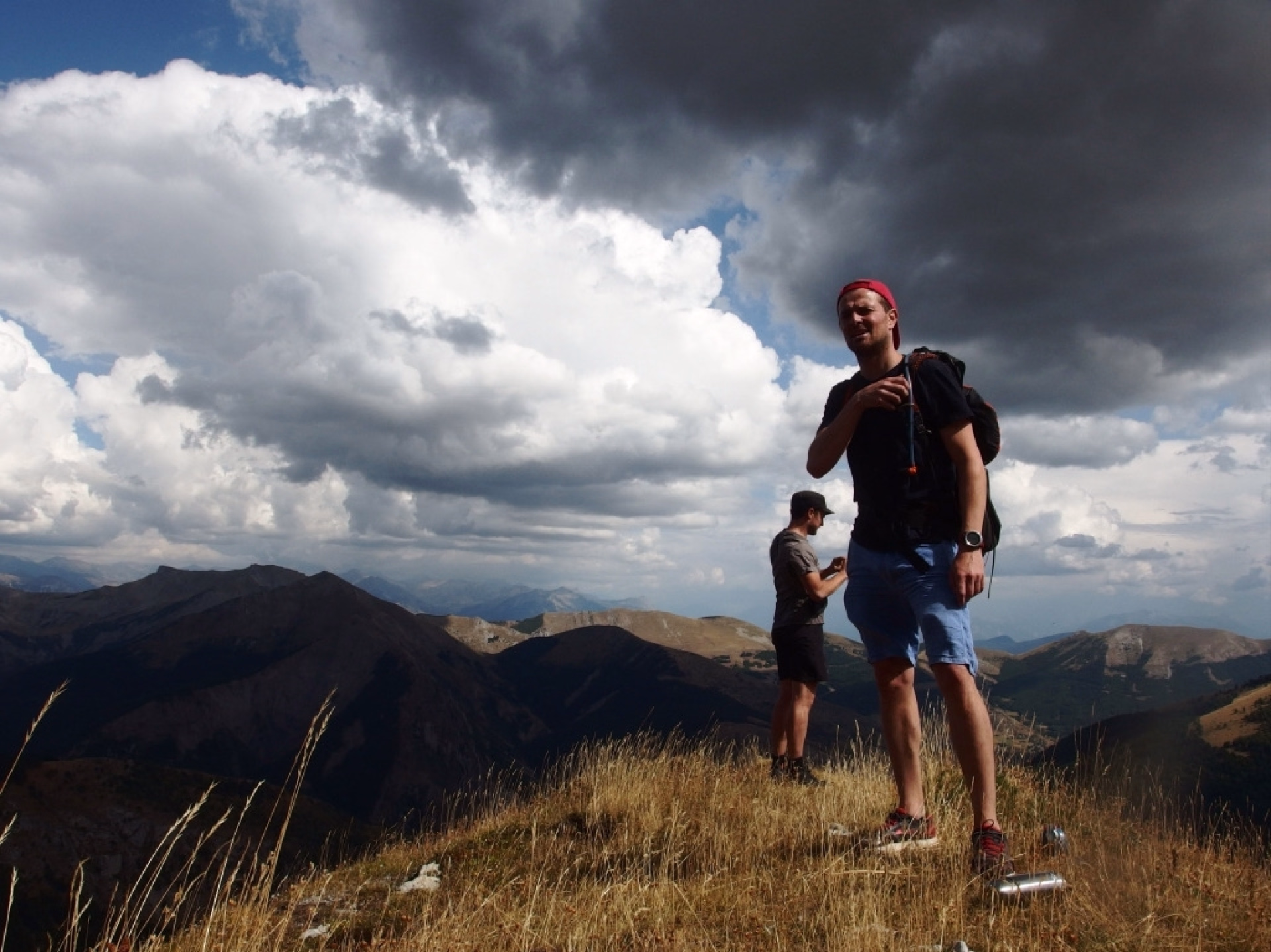 Randonnée et bivouac sur les traces du loup dans les Hautes-Alpes, Gap