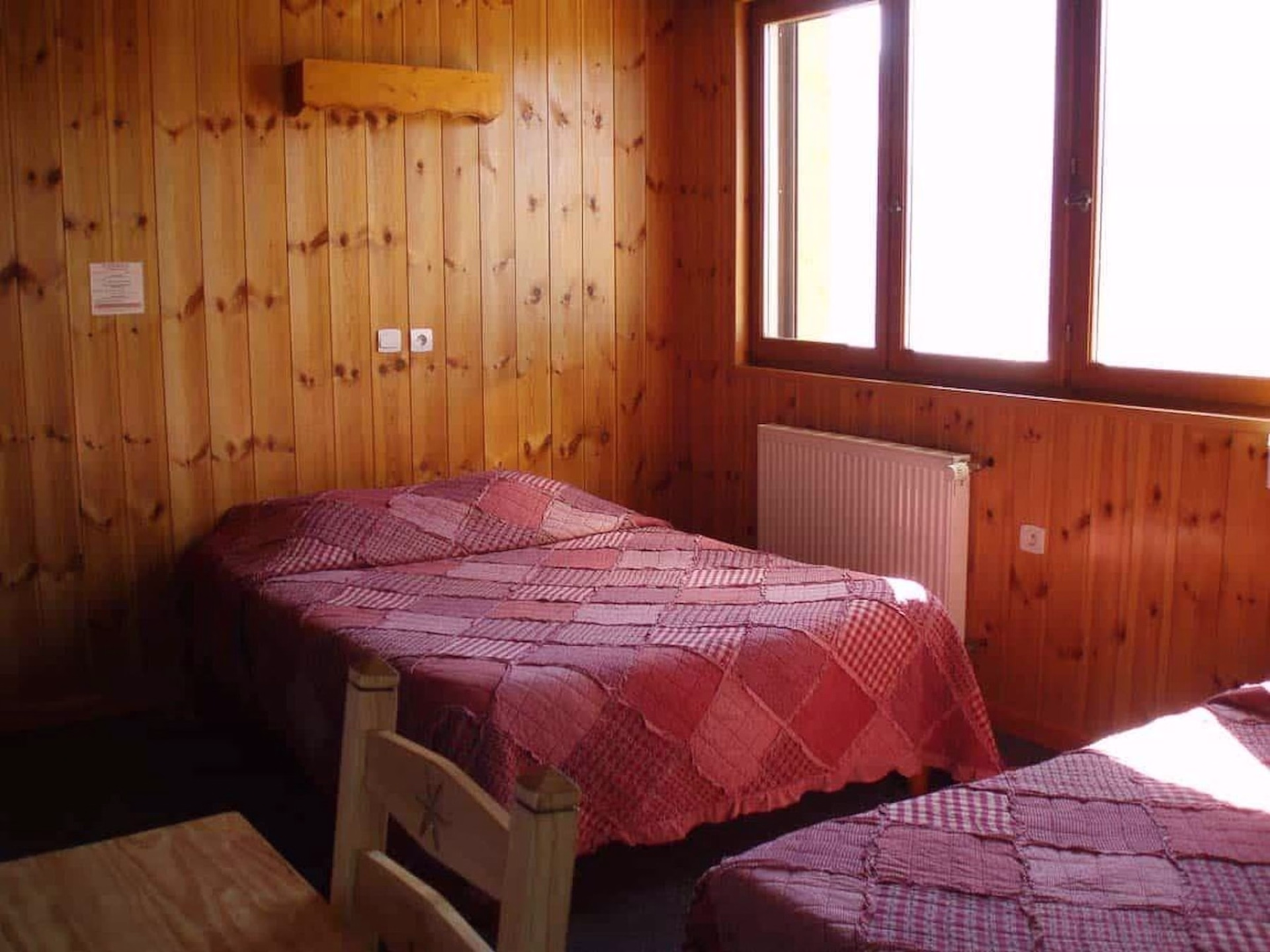 🏨 Hôtel 2* - Jours 1 à 3