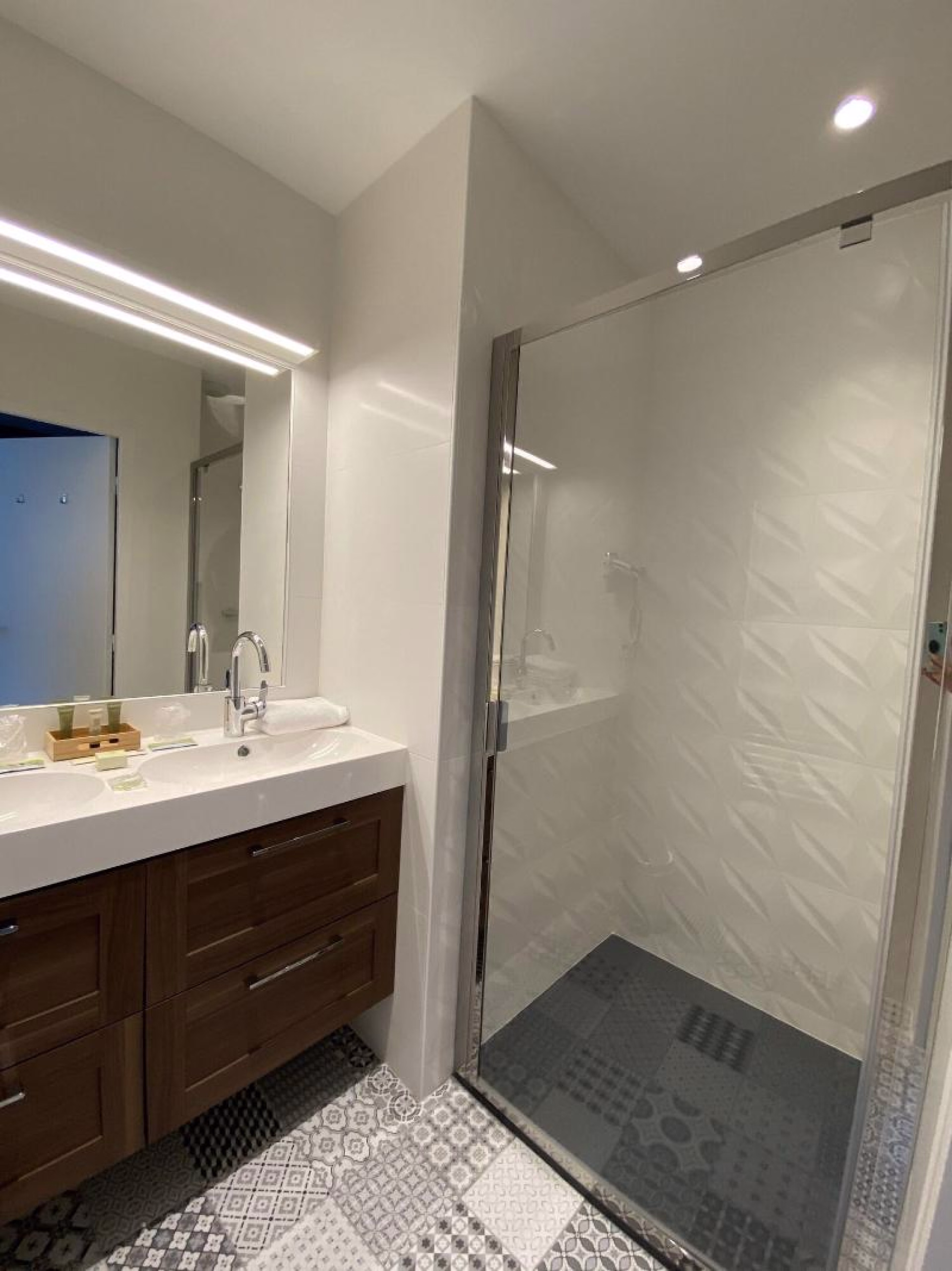Hôtel 3*