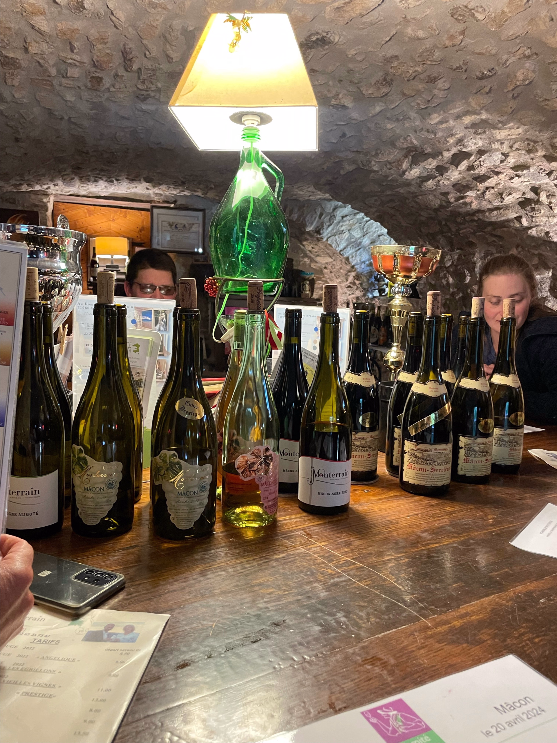 Reiten durch Weinberge und Geschichte, von Burgund bis Beaujolais