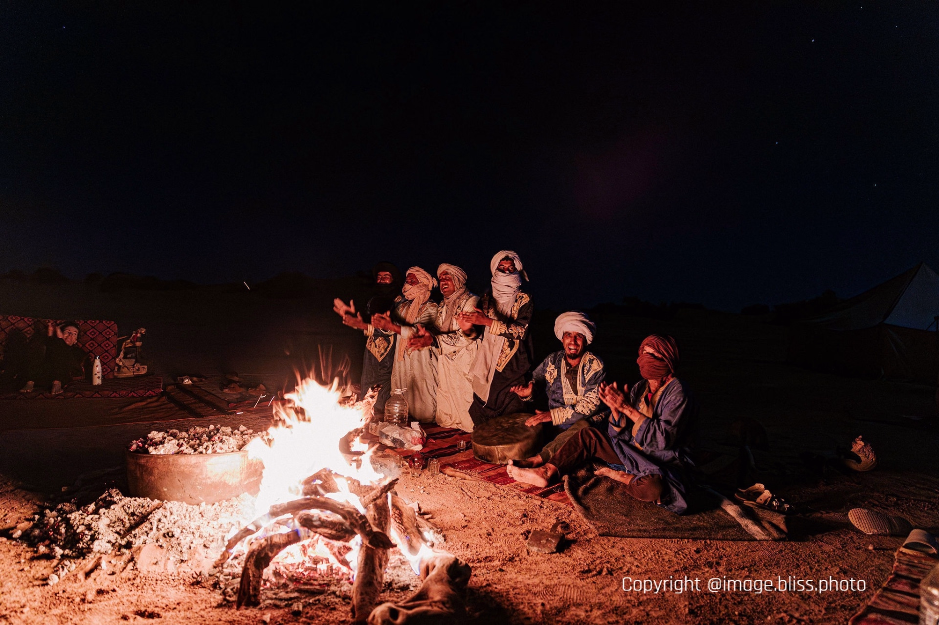 Trek et bivouac dans le désert marocain